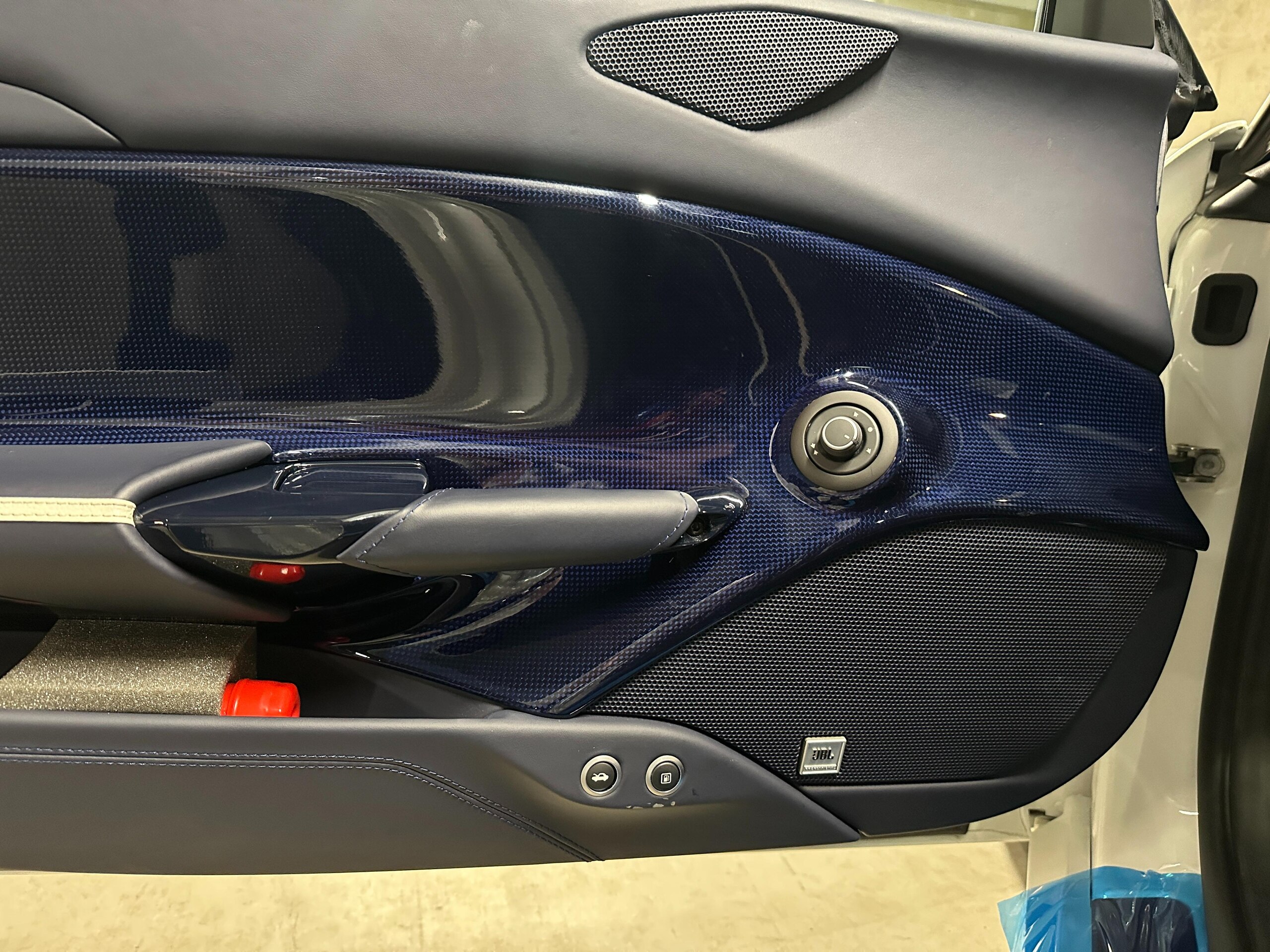 2016 Ferrari 488 Spider — Photo 9 / 19