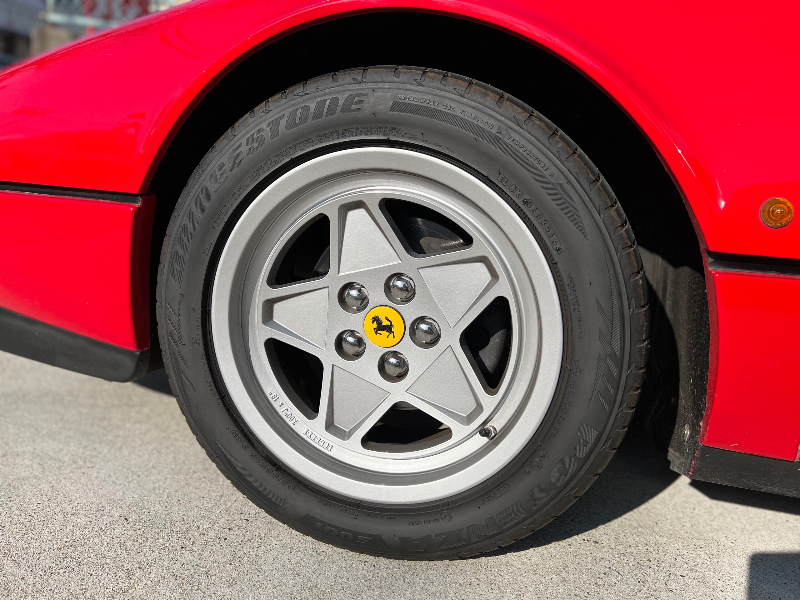 0 Ferrari 328 GTB — Photo 16 / 18