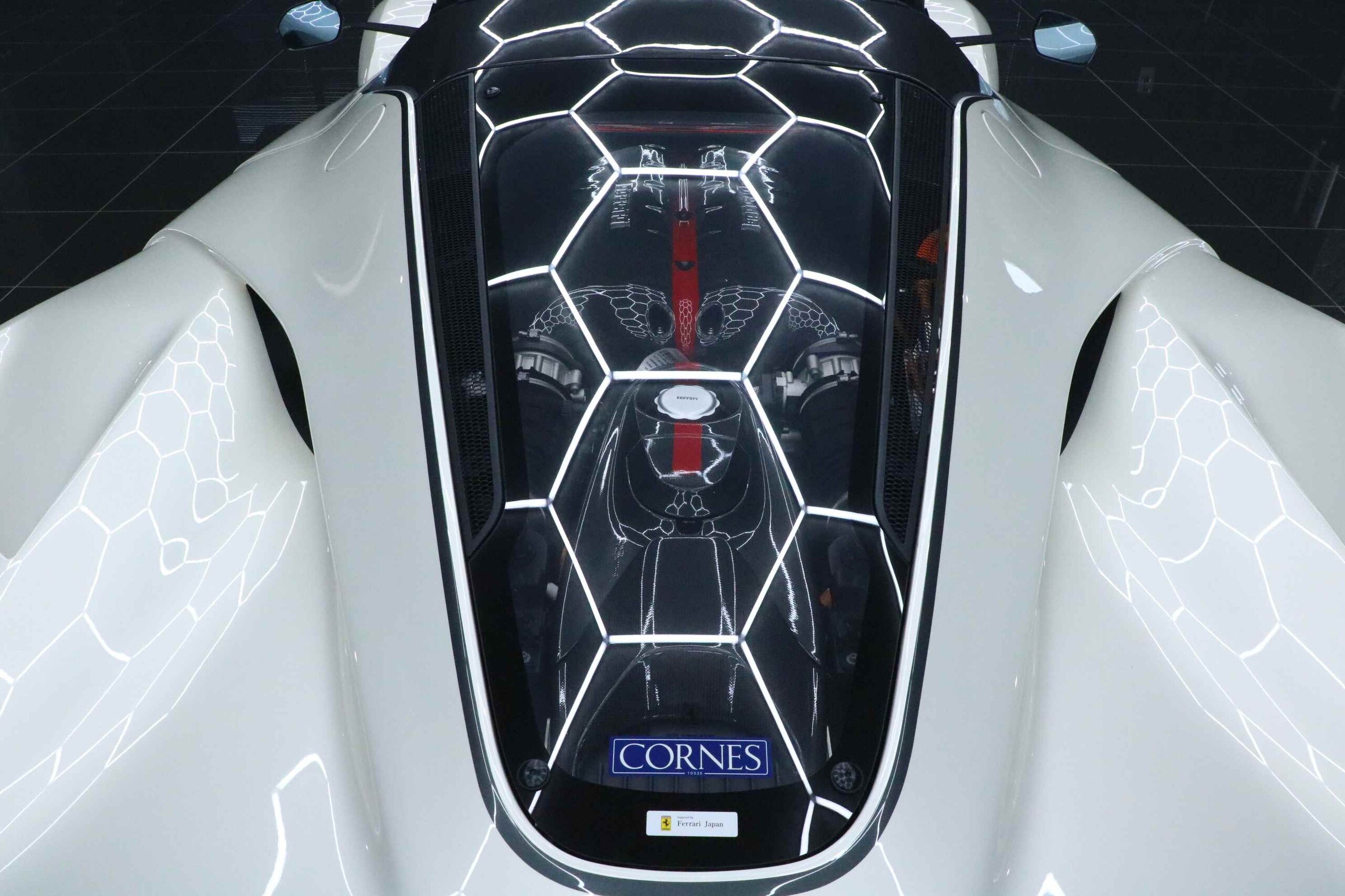 2017 Ferrari LaFerrari — Photo 18 / 26
