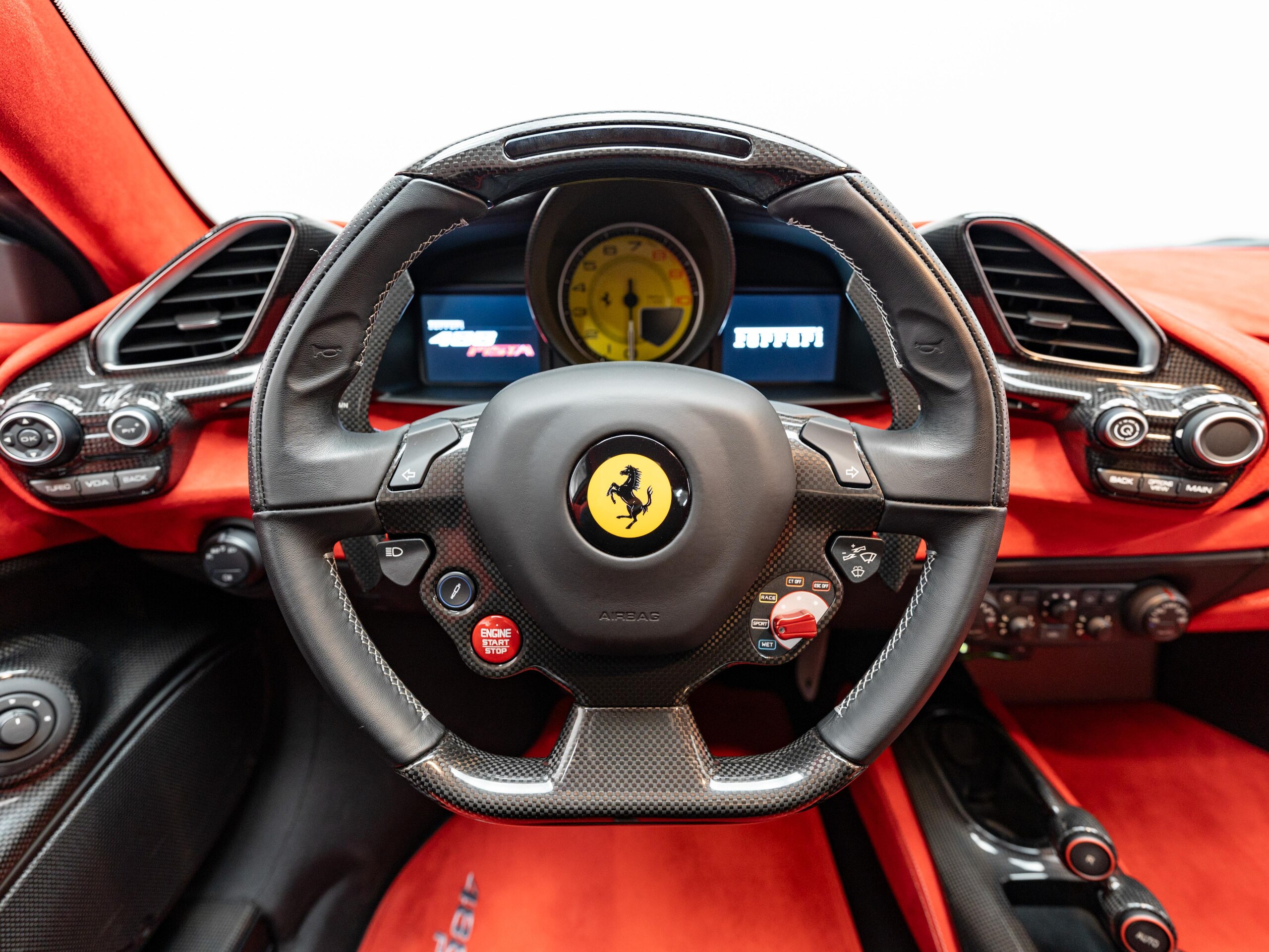 2019 Ferrari 488 Pista — Photo 7 / 26