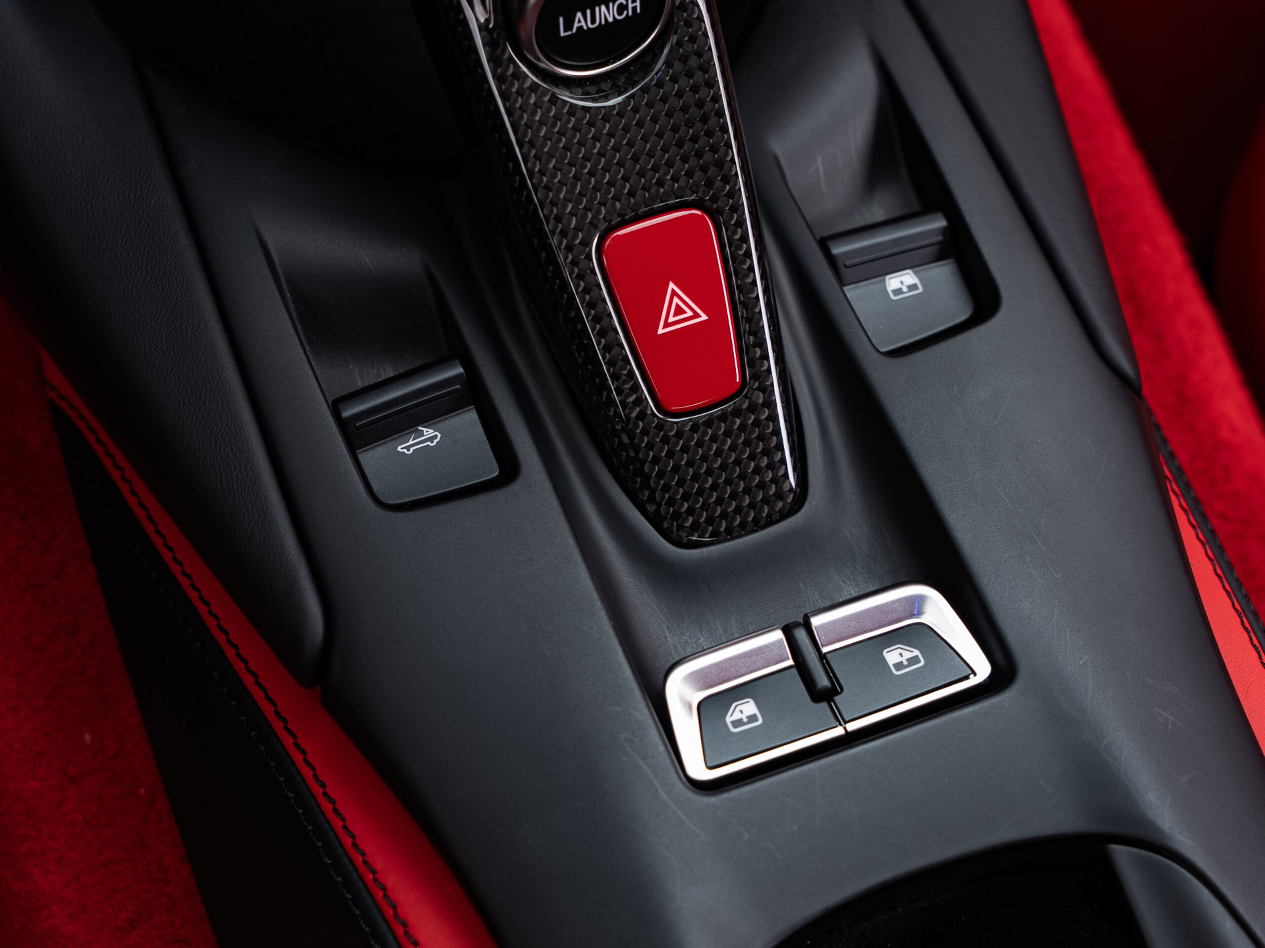 2021 Ferrari 812GTS — Photo 34 / 55
