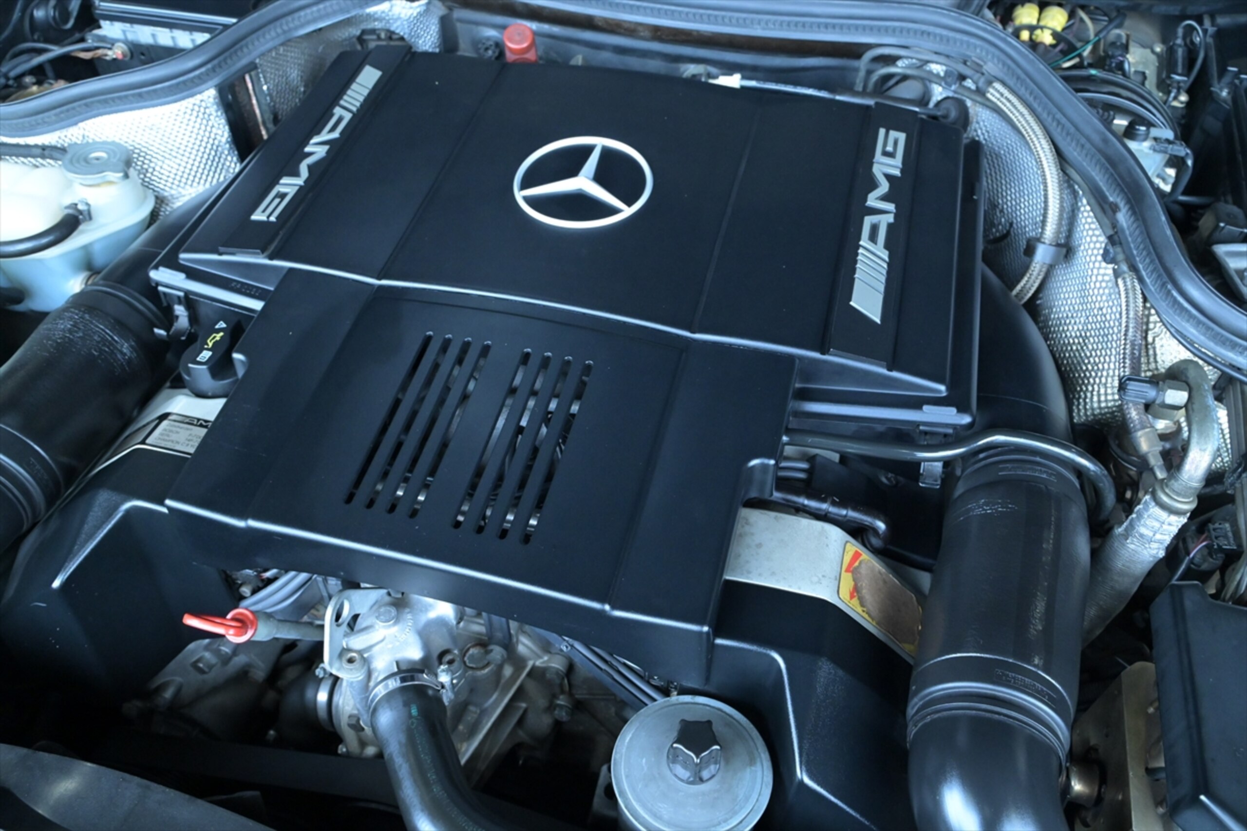 1993 Mercedes Benz E60 AMG — Photo 24 / 26