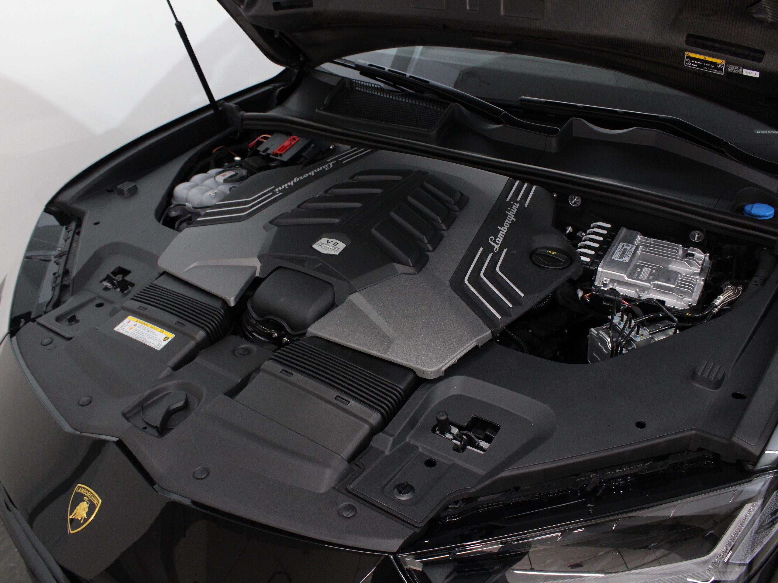 2024 Lamborghini Urus Performante — Photo 25 / 27