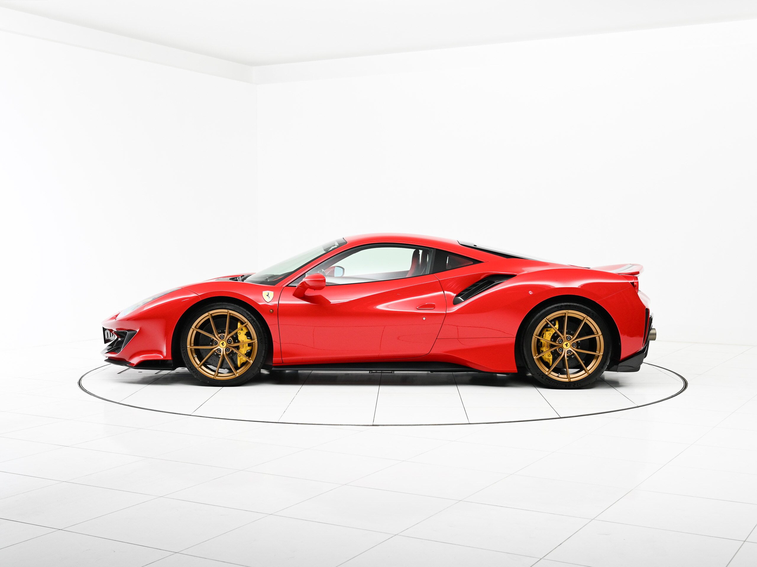 2019 Ferrari 488 Pista — Photo 6 / 19