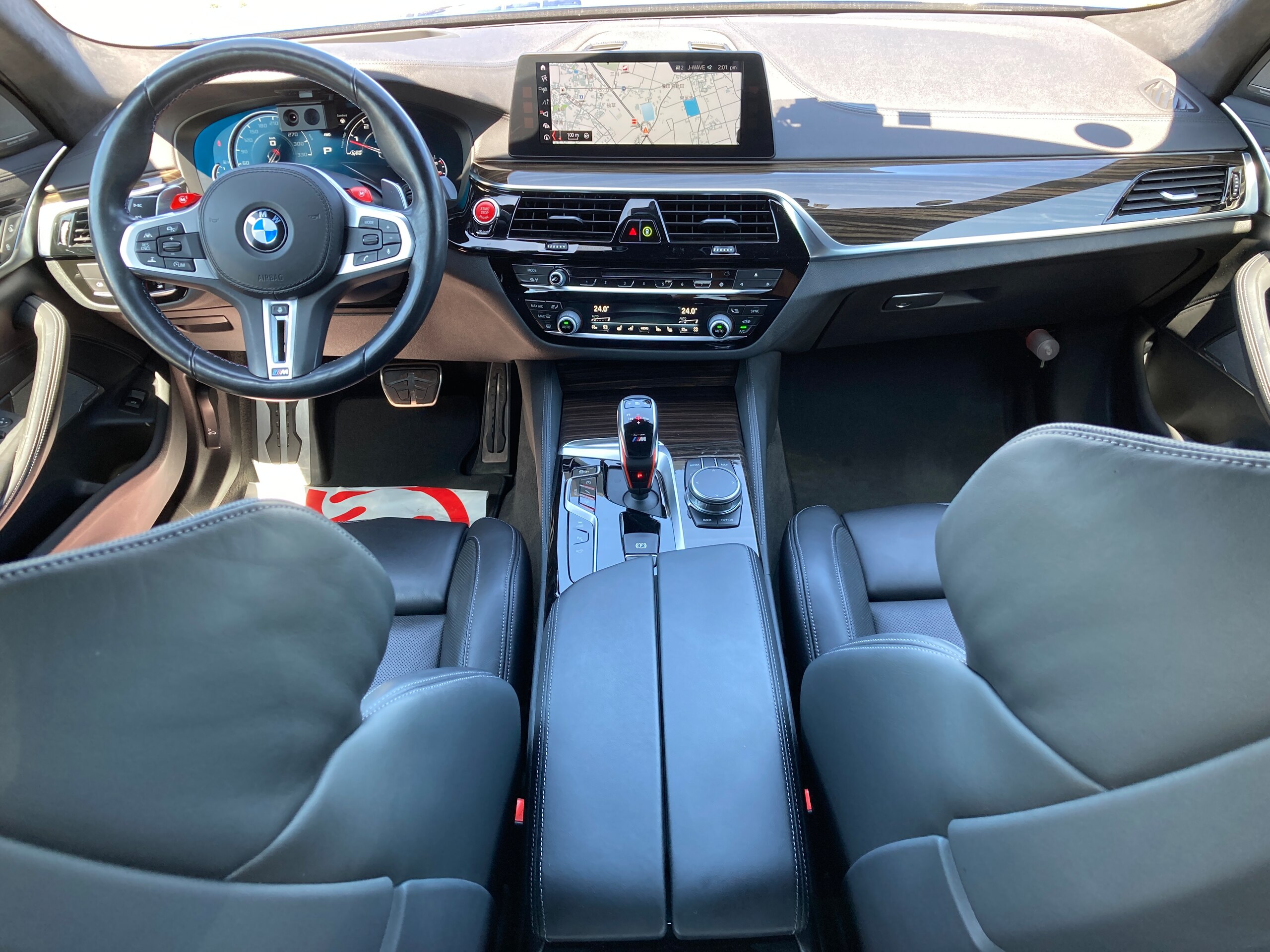 2018 BMW M5 — Photo 9 / 27