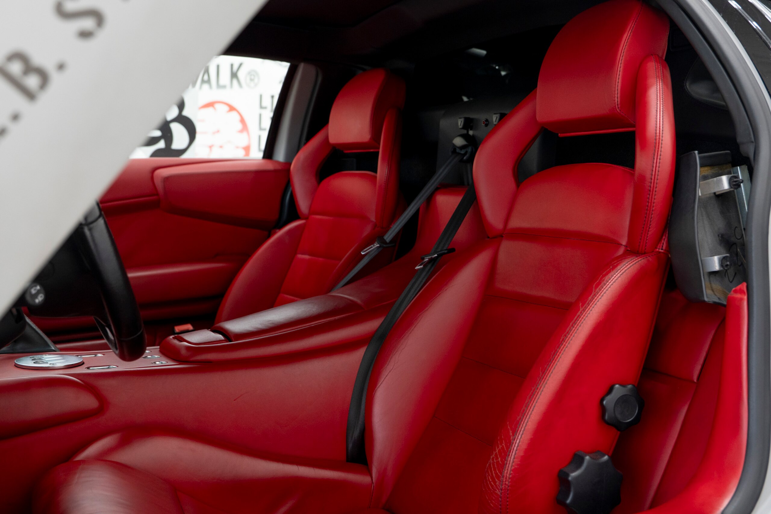 2005 Lamborghini Murcielago — Photo 10 / 25