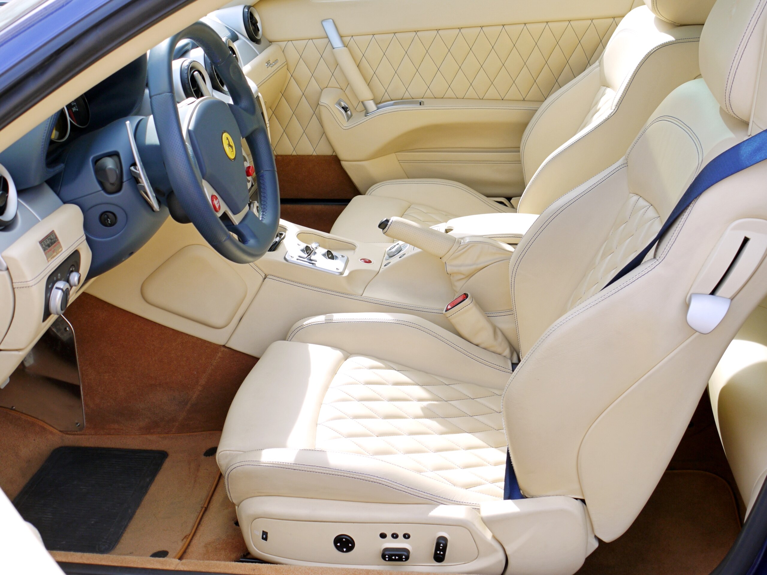 2010 Ferrari 612 Scaglietti — Photo 7 / 16