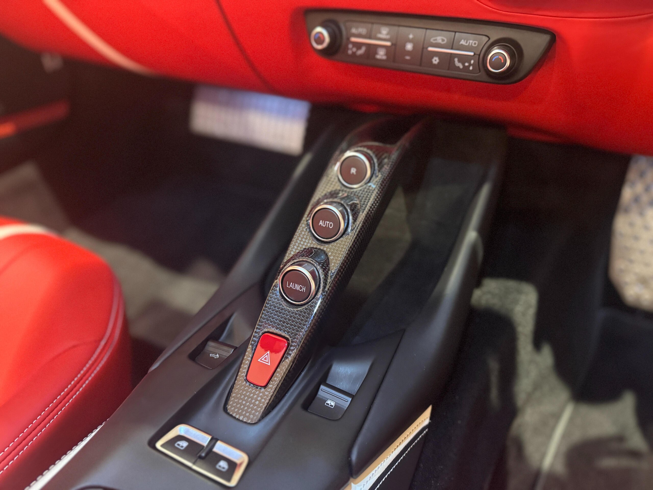 2023 Ferrari 812GTS — Photo 8 / 28