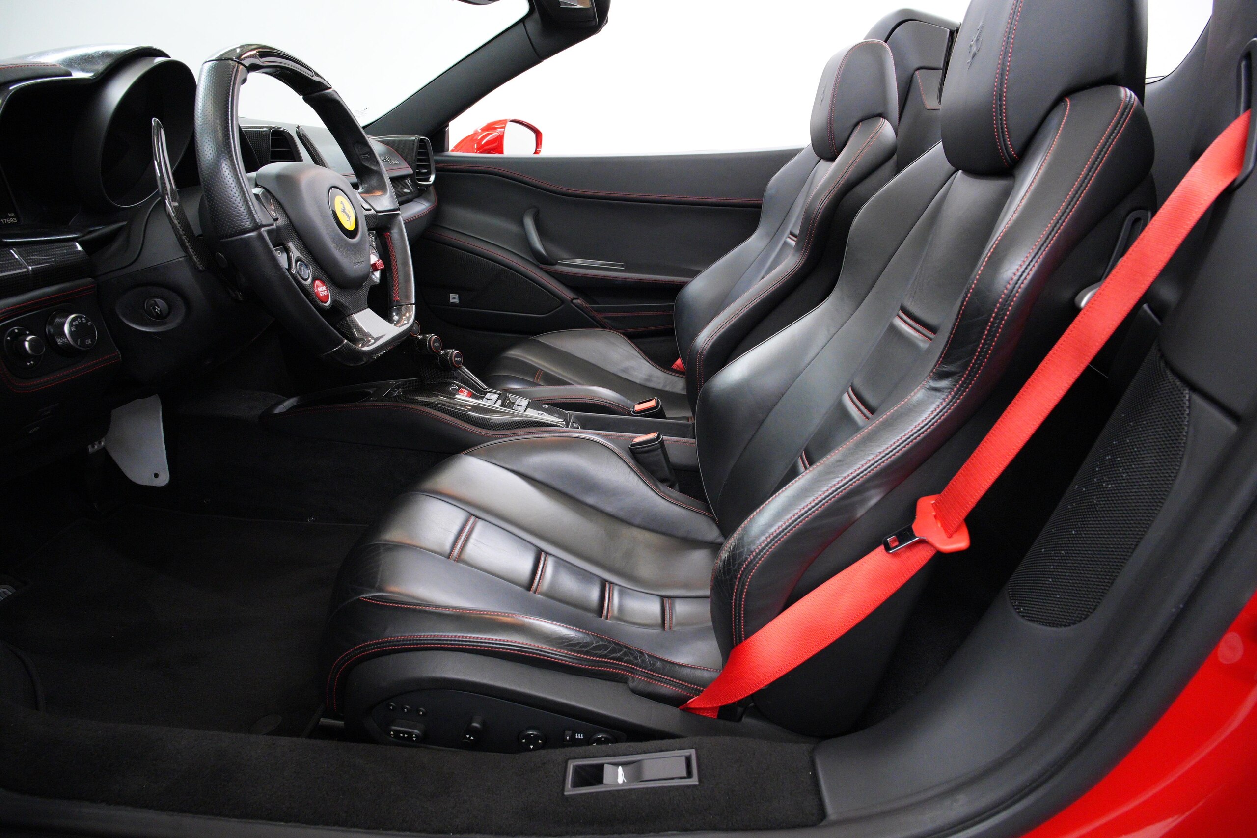 2013 Ferrari 458 Spider — Photo 13 / 41