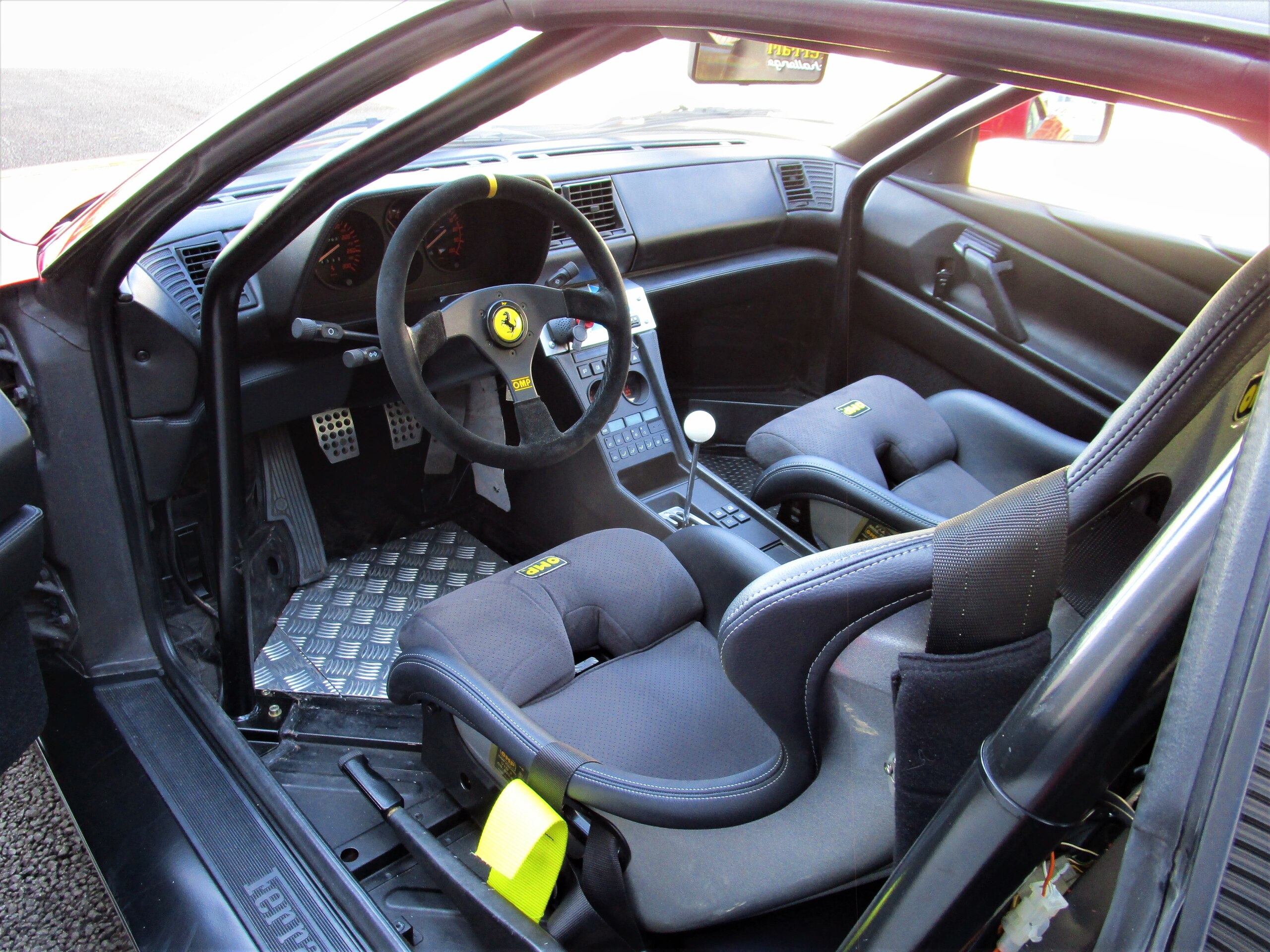 1991 Ferrari 348 TS Challenge — Photo 8 / 17