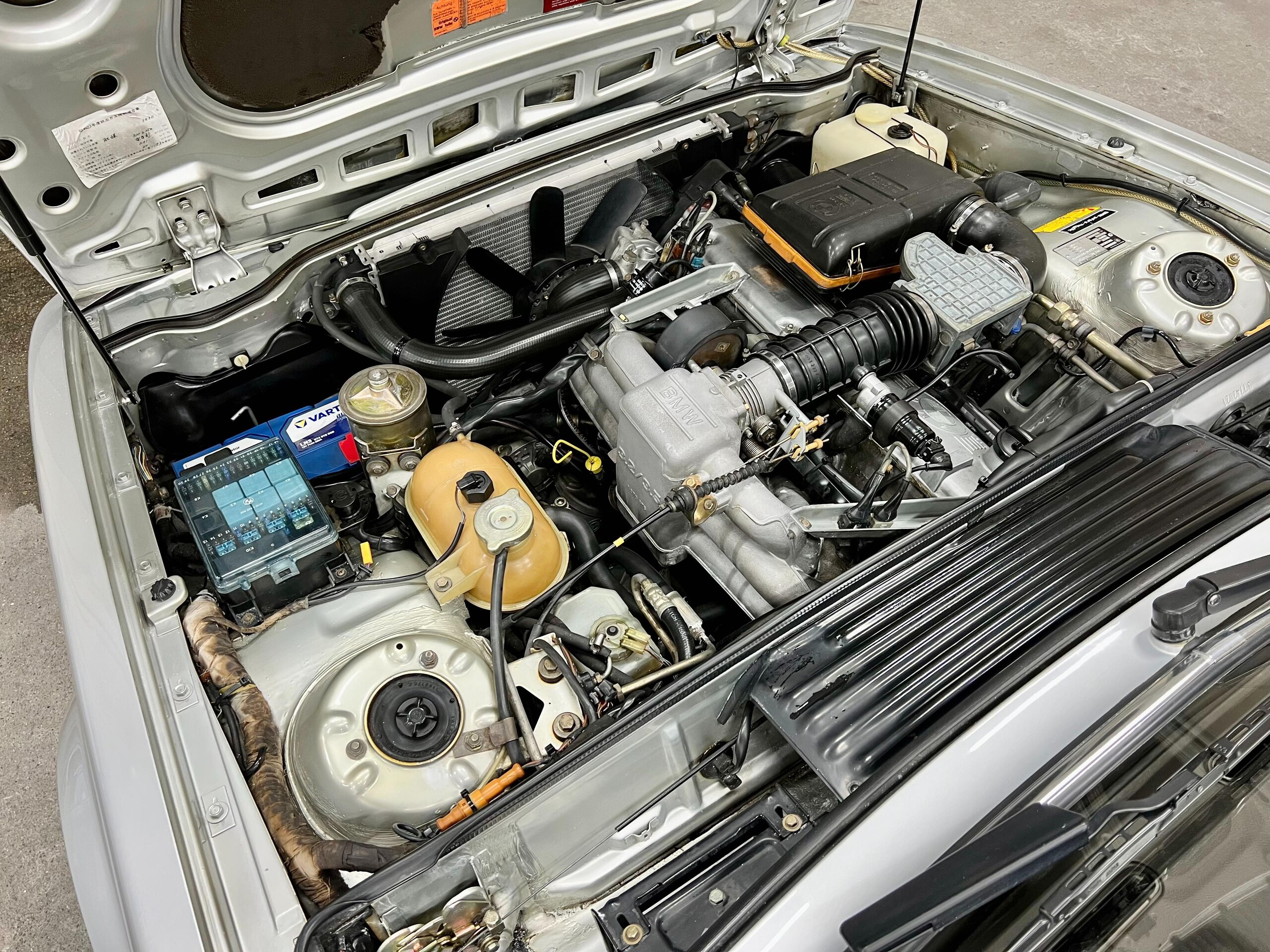 1986 BMW 635CSi — Photo 19 / 20