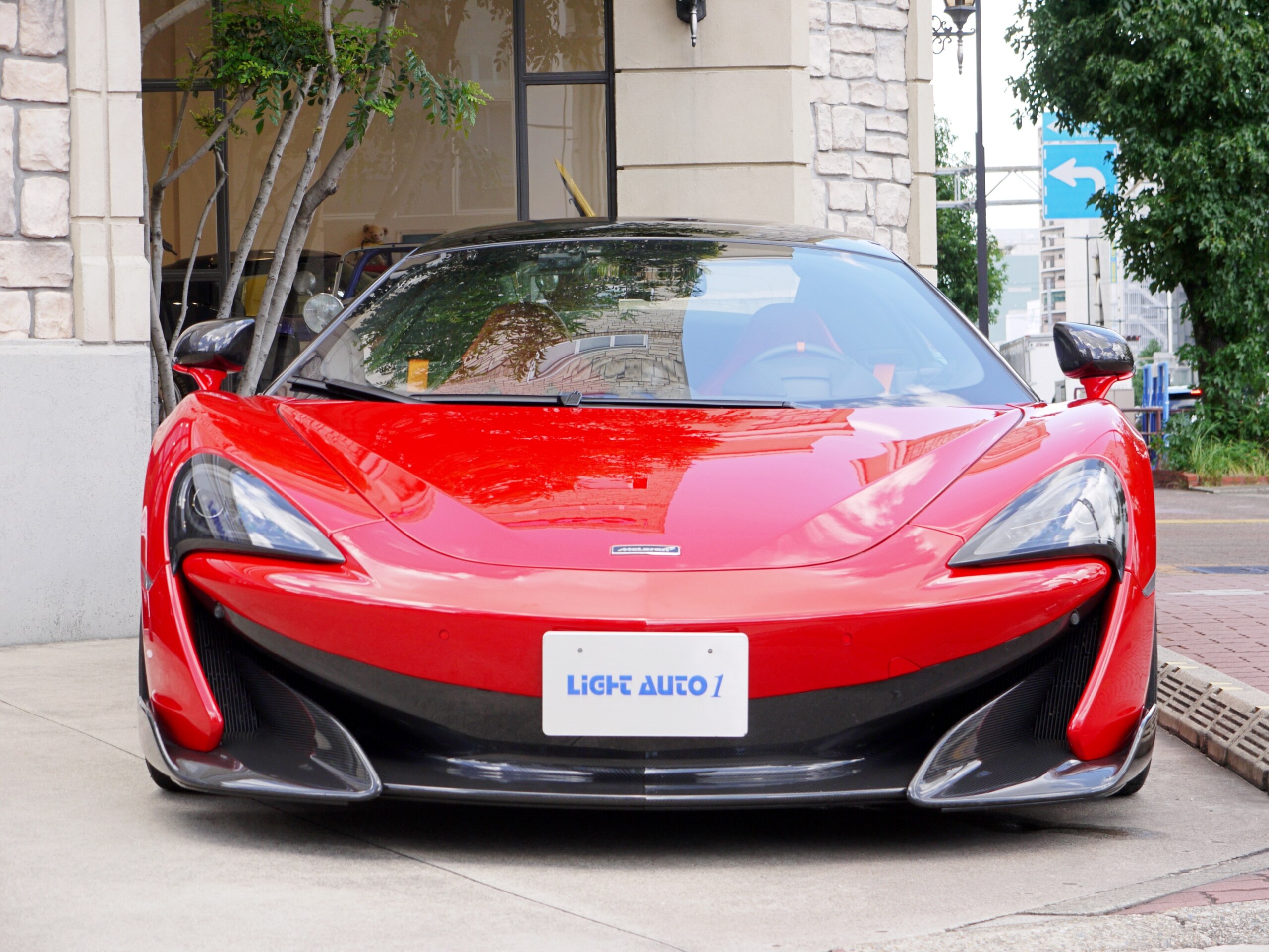 2019 McLaren 600LT Spider — Photo 10 / 21