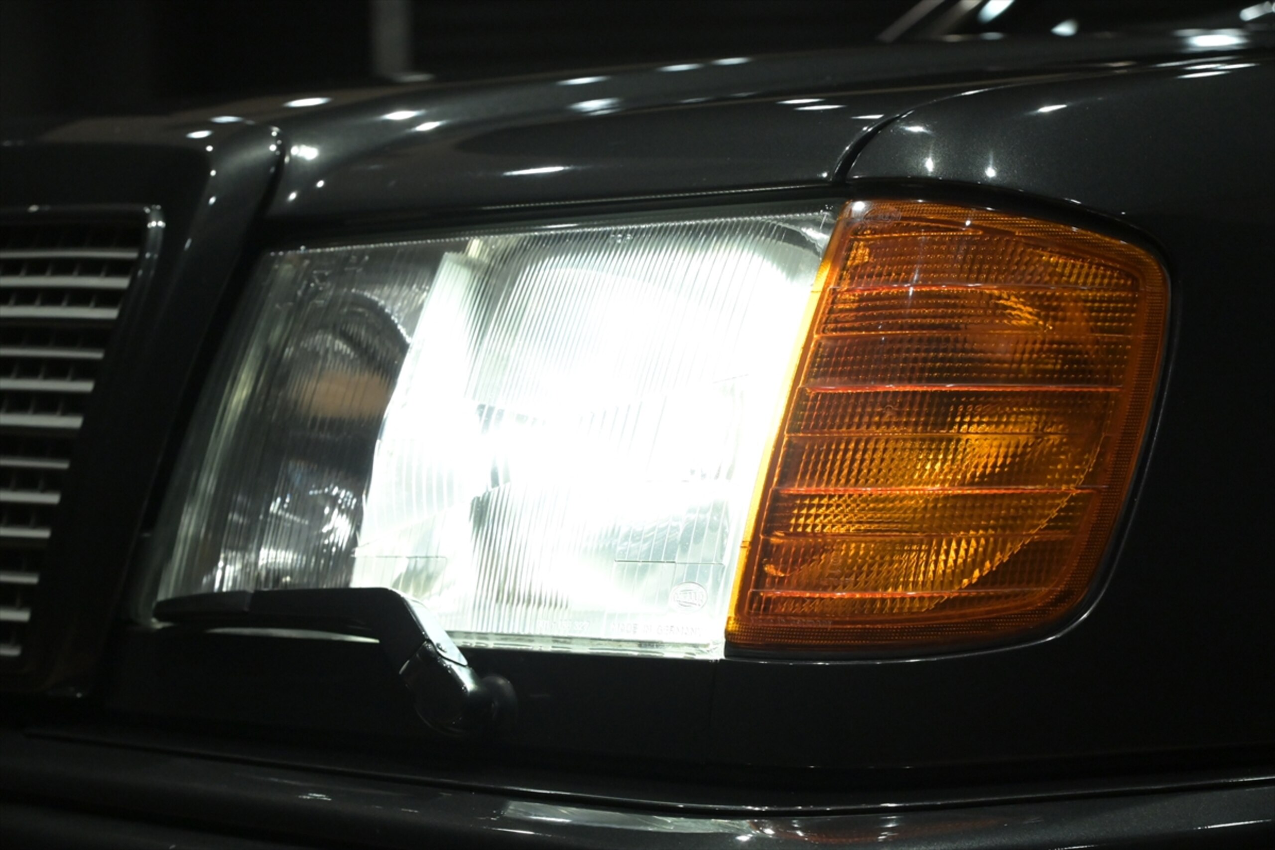 1993 Mercedes Benz E60 AMG — Photo 19 / 26