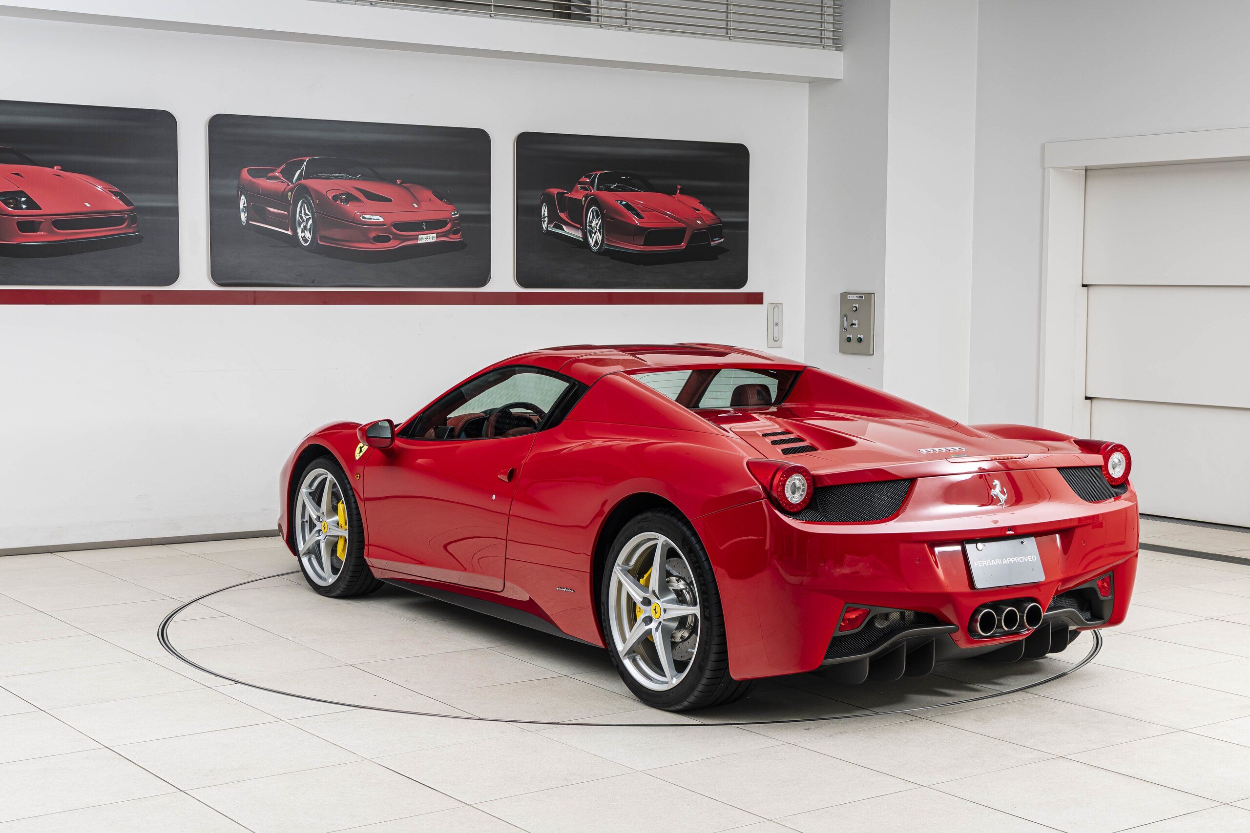 2015 Ferrari 458 Spider — Photo 14 / 29