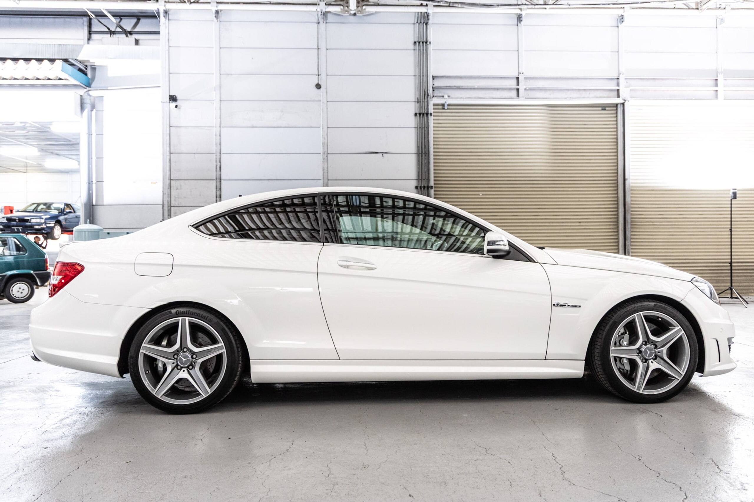 2013 Mercedes Benz C63 AMG Coupe — Photo 6 / 22