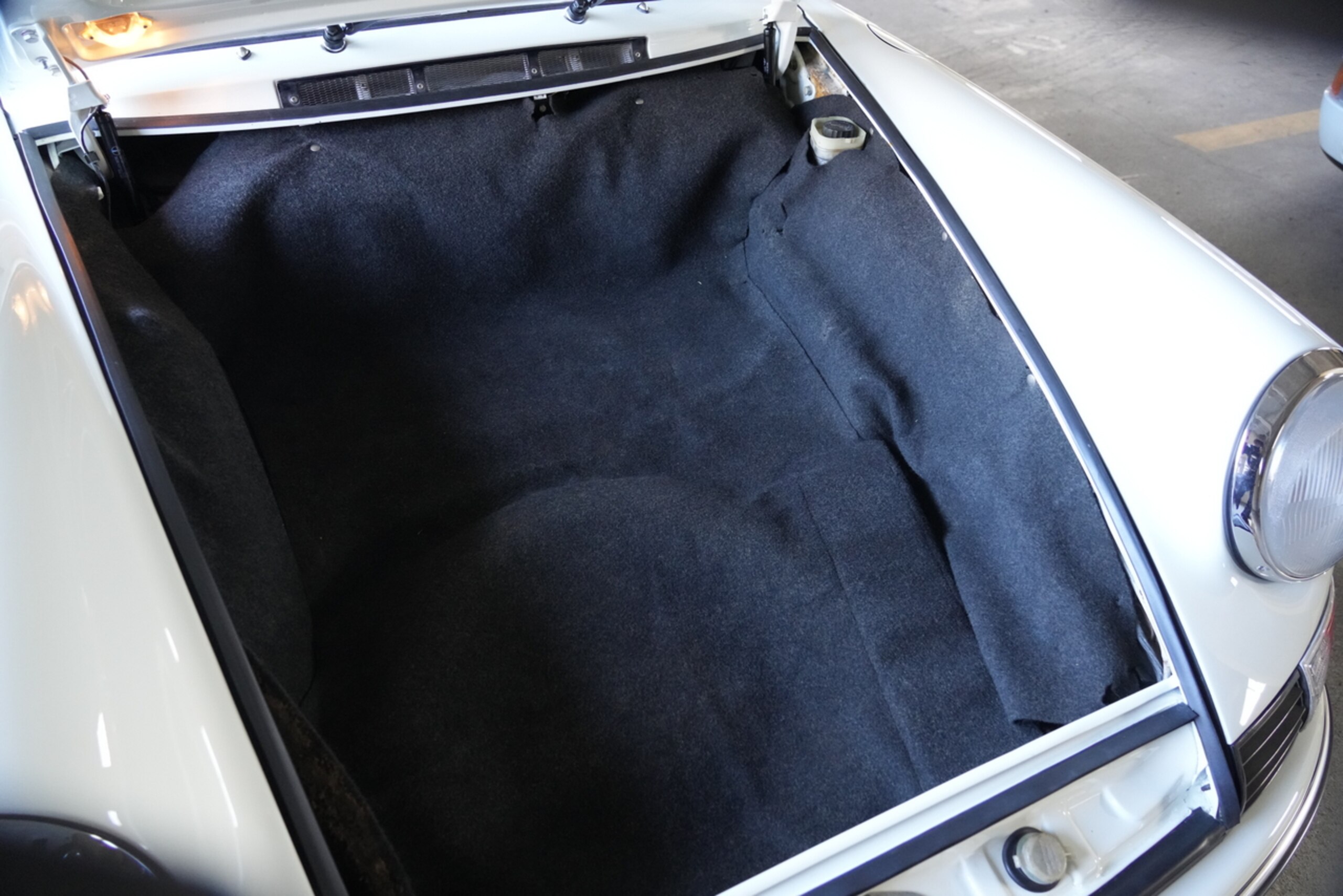 1972 Porsche 911 — Photo 16 / 16