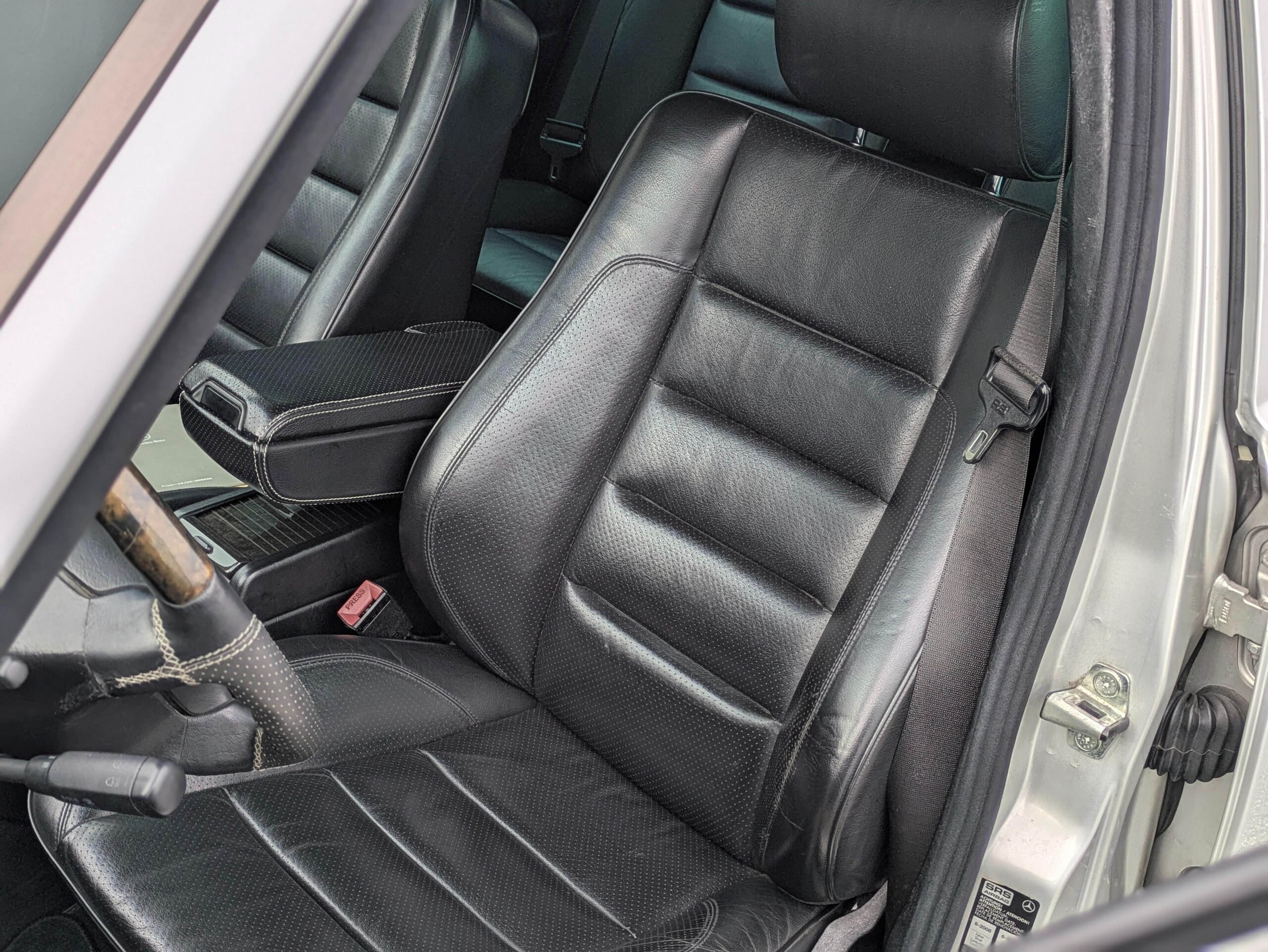 1993 Mercedes Benz 500E — Photo 8 / 14