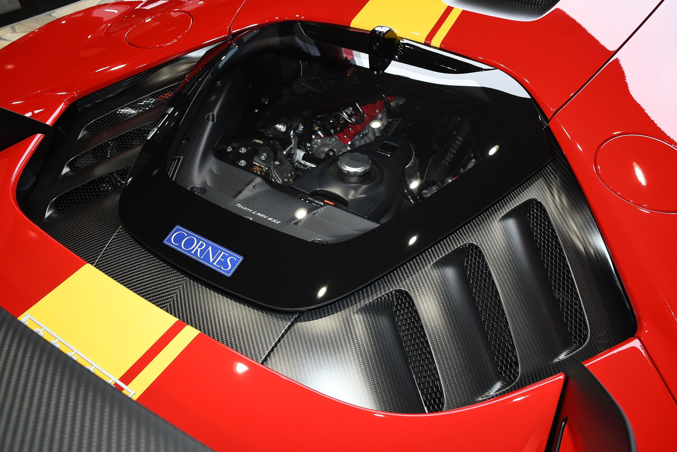 2026 Ferrari SF90 XX Stradale Tailor Made — Photo 16 / 63