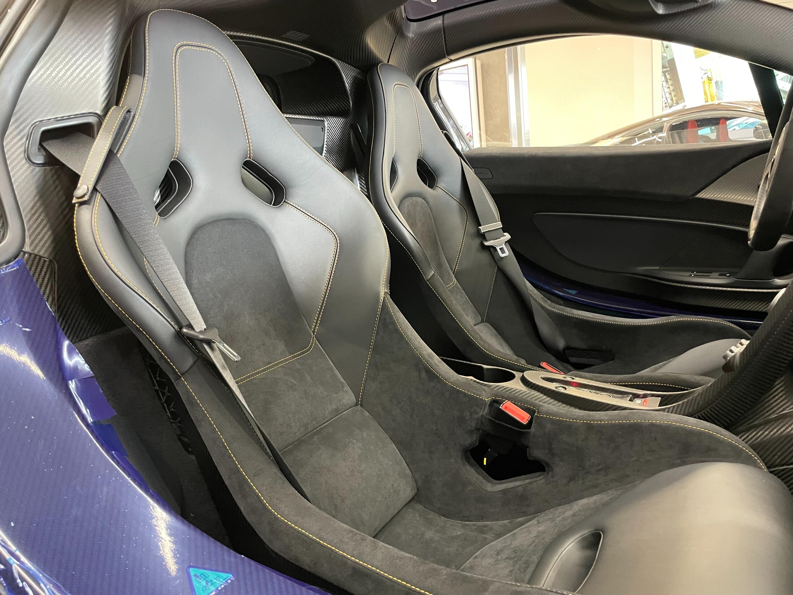2014 McLaren P1 Limited Edition — Photo 12 / 21