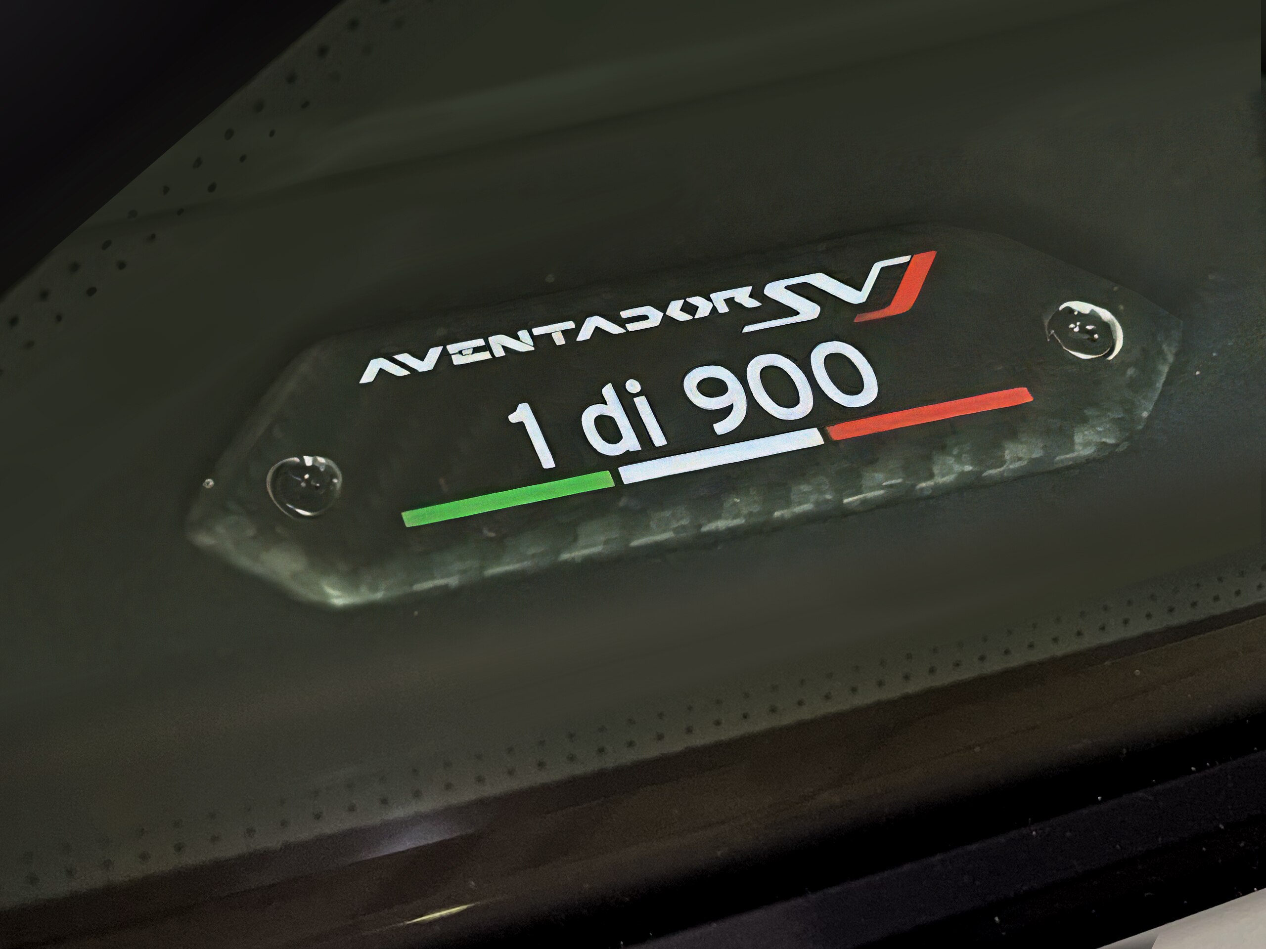 2019 Lamborghini Aventador SVJ — Photo 9 / 22