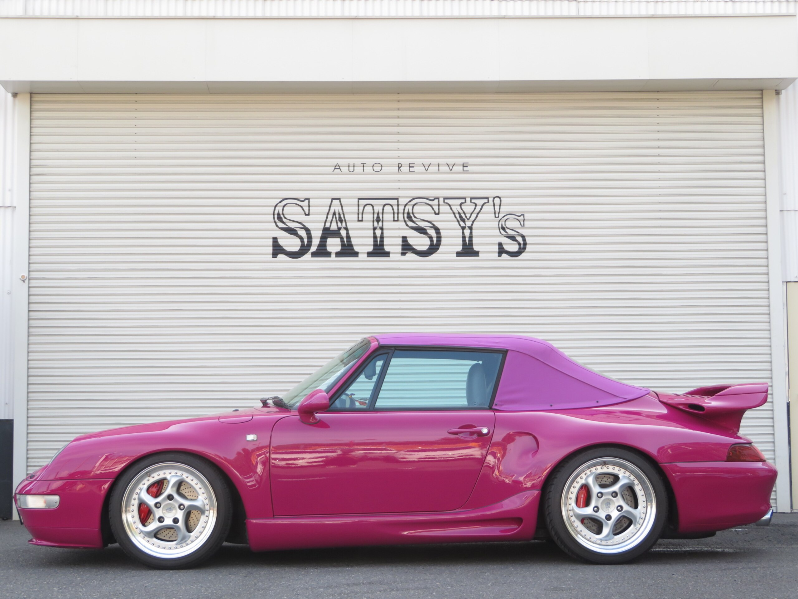 1995 Porsche 911 Cabriolet — Photo 6 / 21