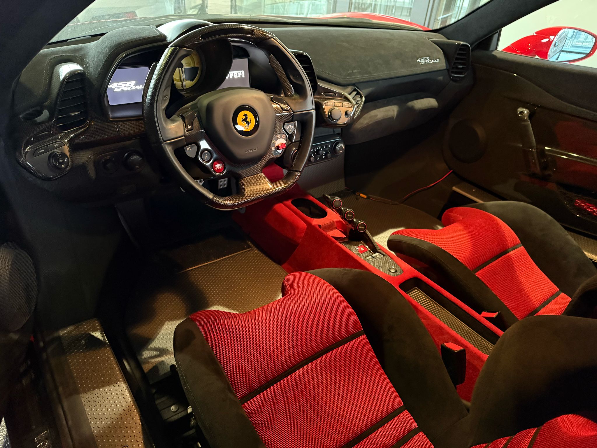 2015 Ferrari 458 Speciale — Photo 6 / 11