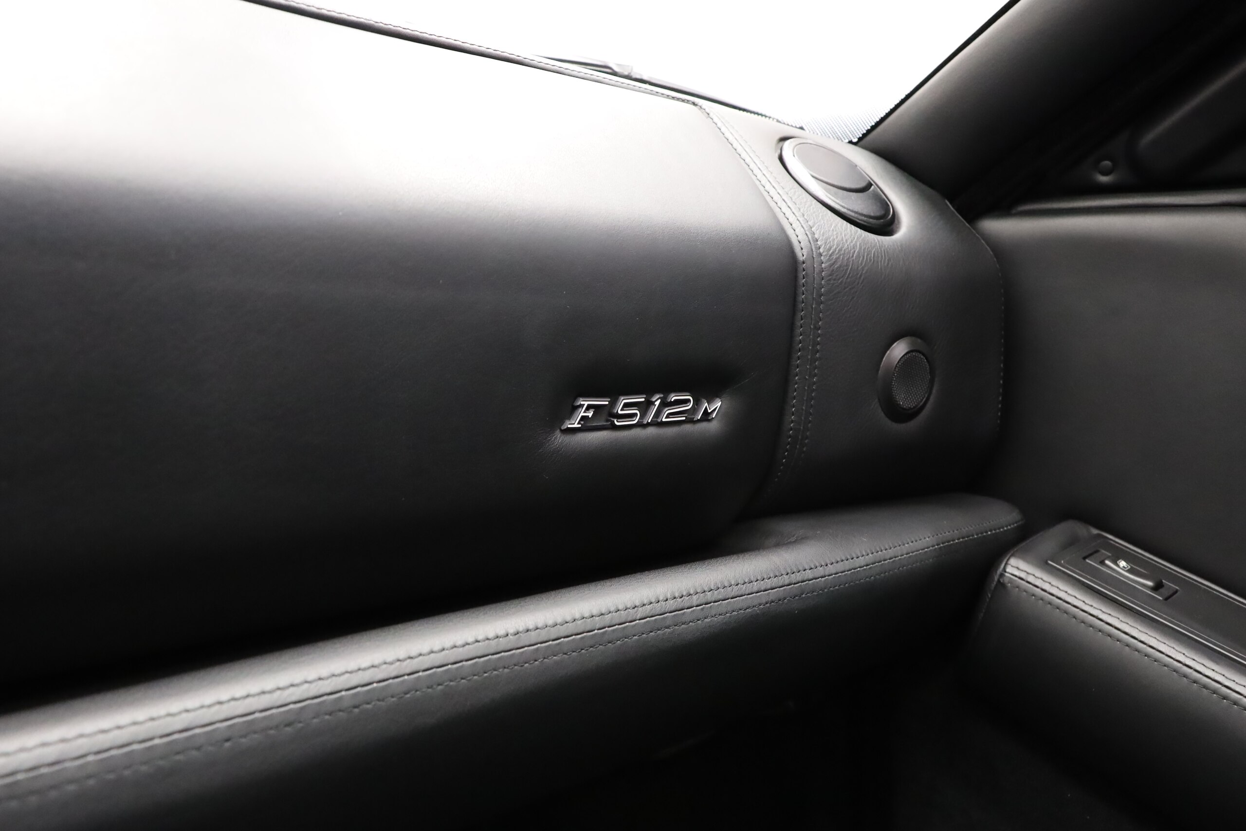 1995 Ferrari F512M — Photo 15 / 22