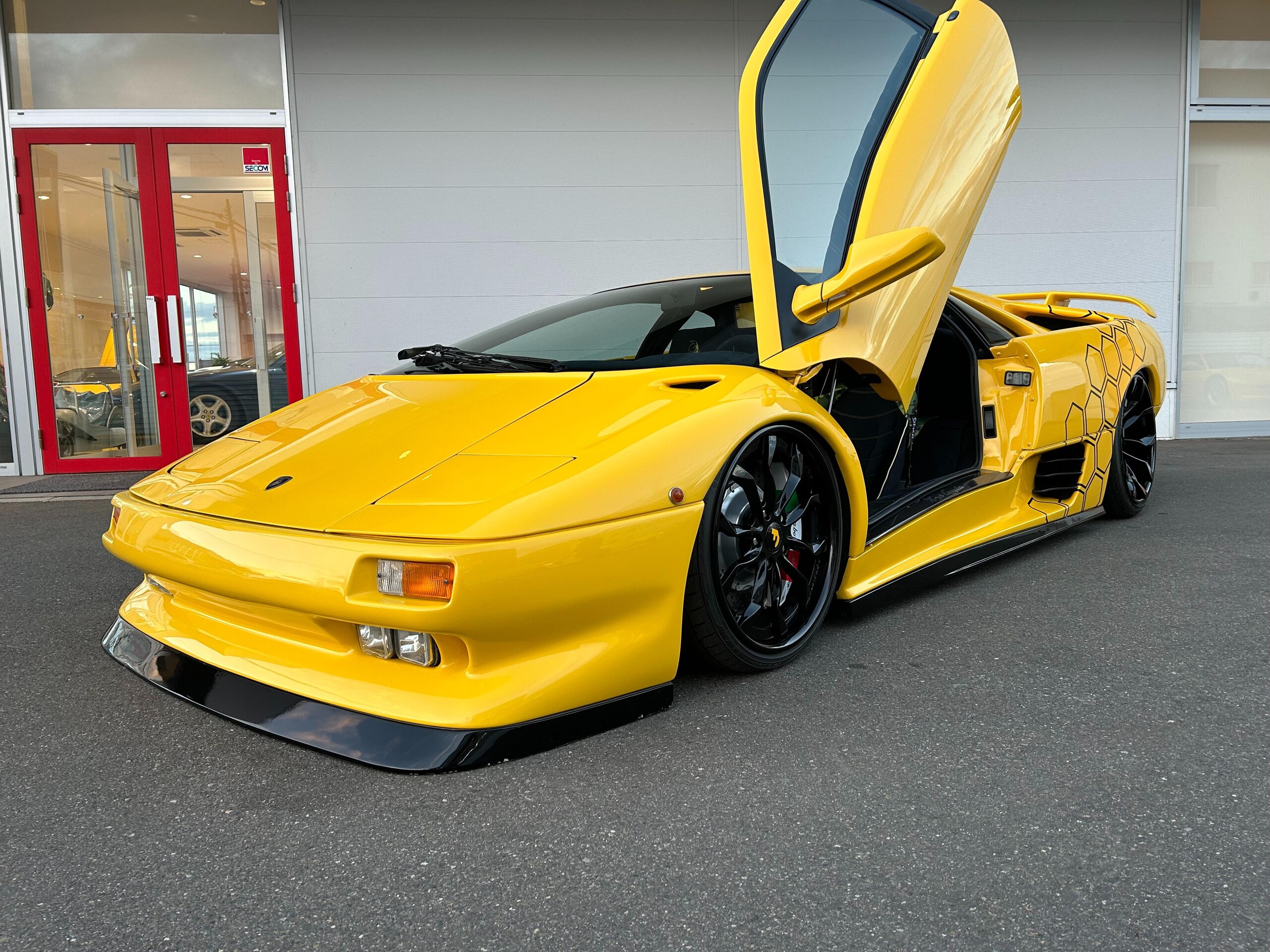 1995 Lamborghini Diablo VT for sale in Japan