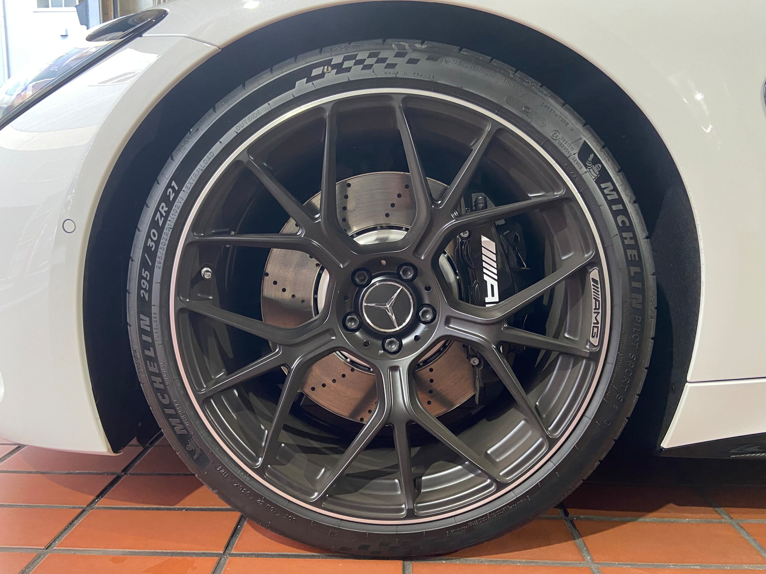 2024 Mercedes Benz AMG GT63 4Matic+ — Photo 20 / 22
