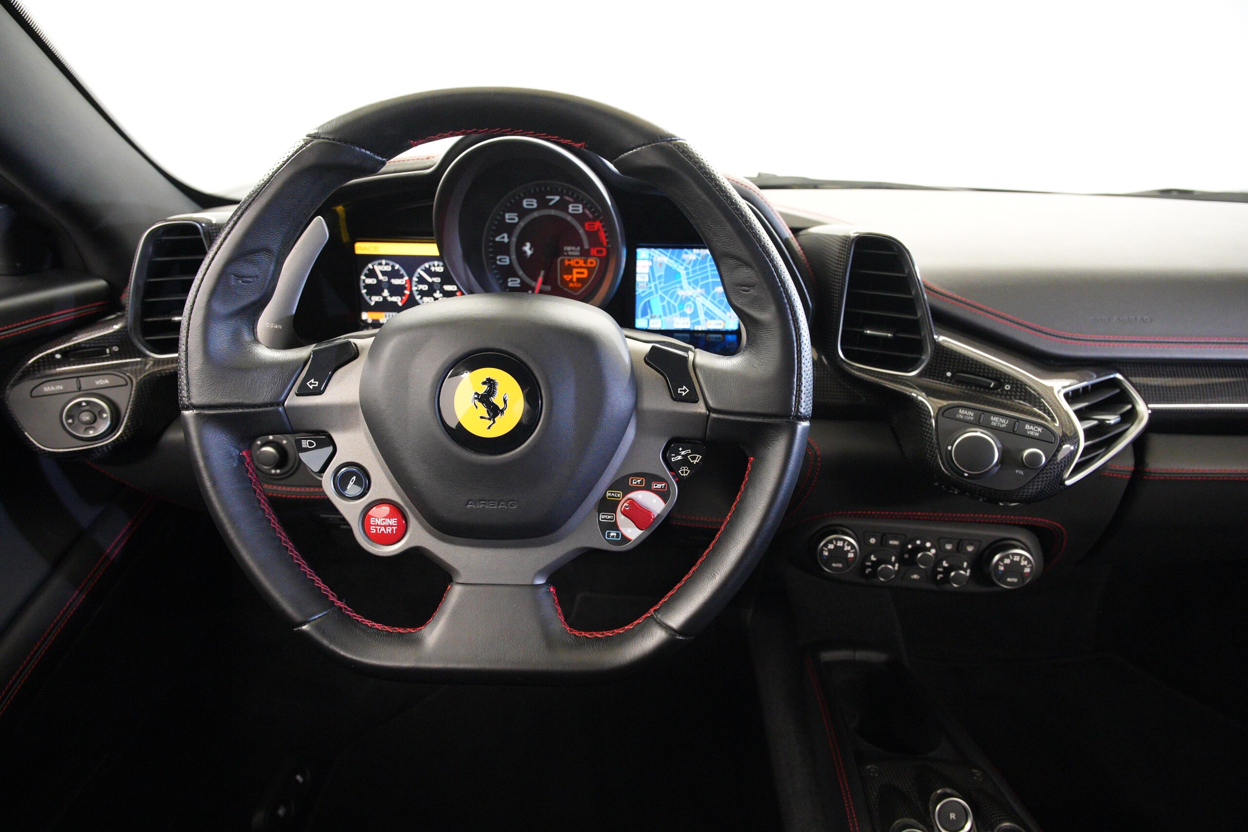 2010 Ferrari 458 Italia F1 DCT — Photo 8 / 19