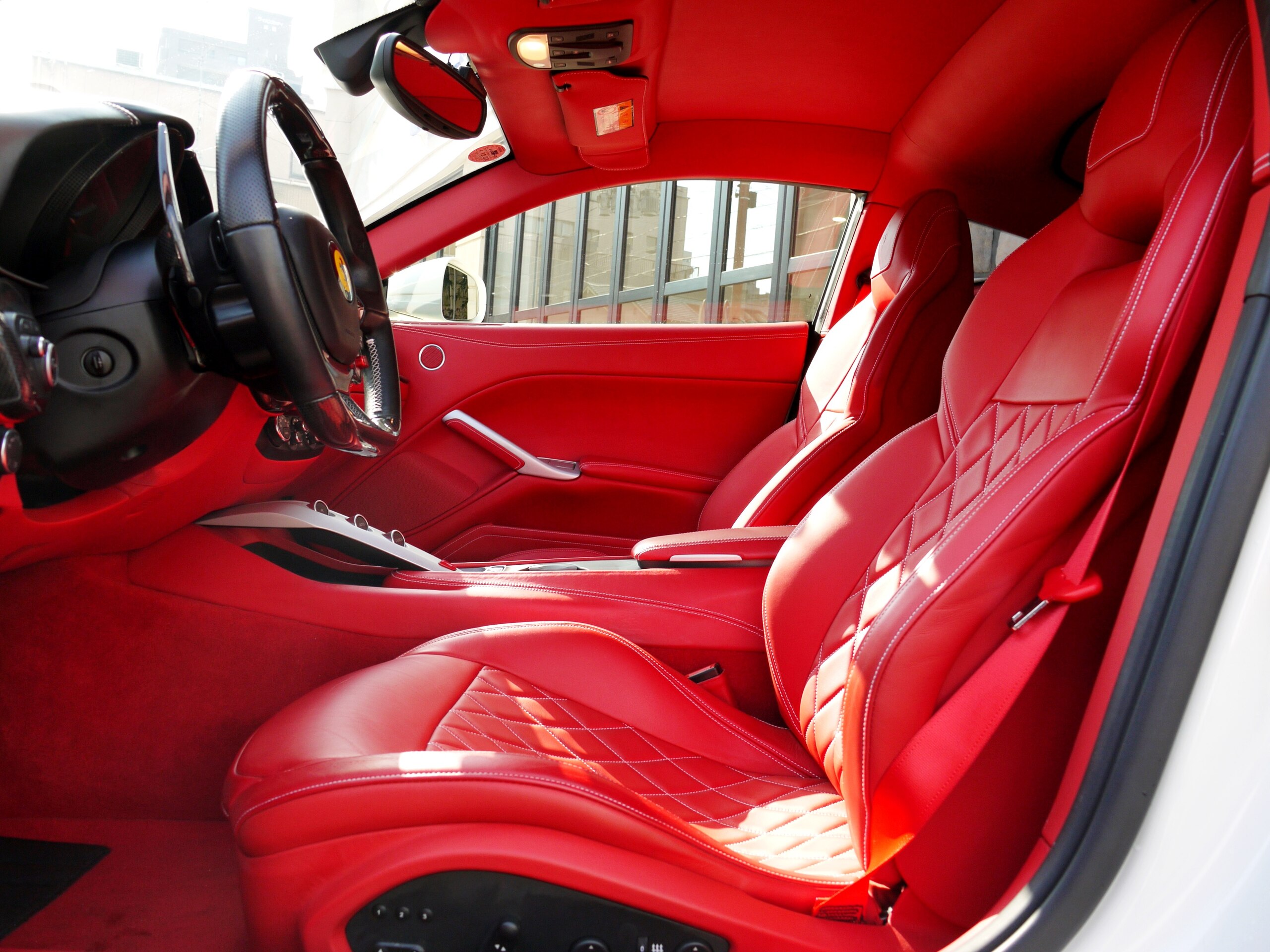 2014 Ferrari F12 Berlinetta — Photo 7 / 11