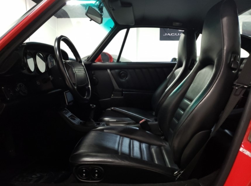 1994 Porsche 911 Carrera 2 — Photo 9 / 12