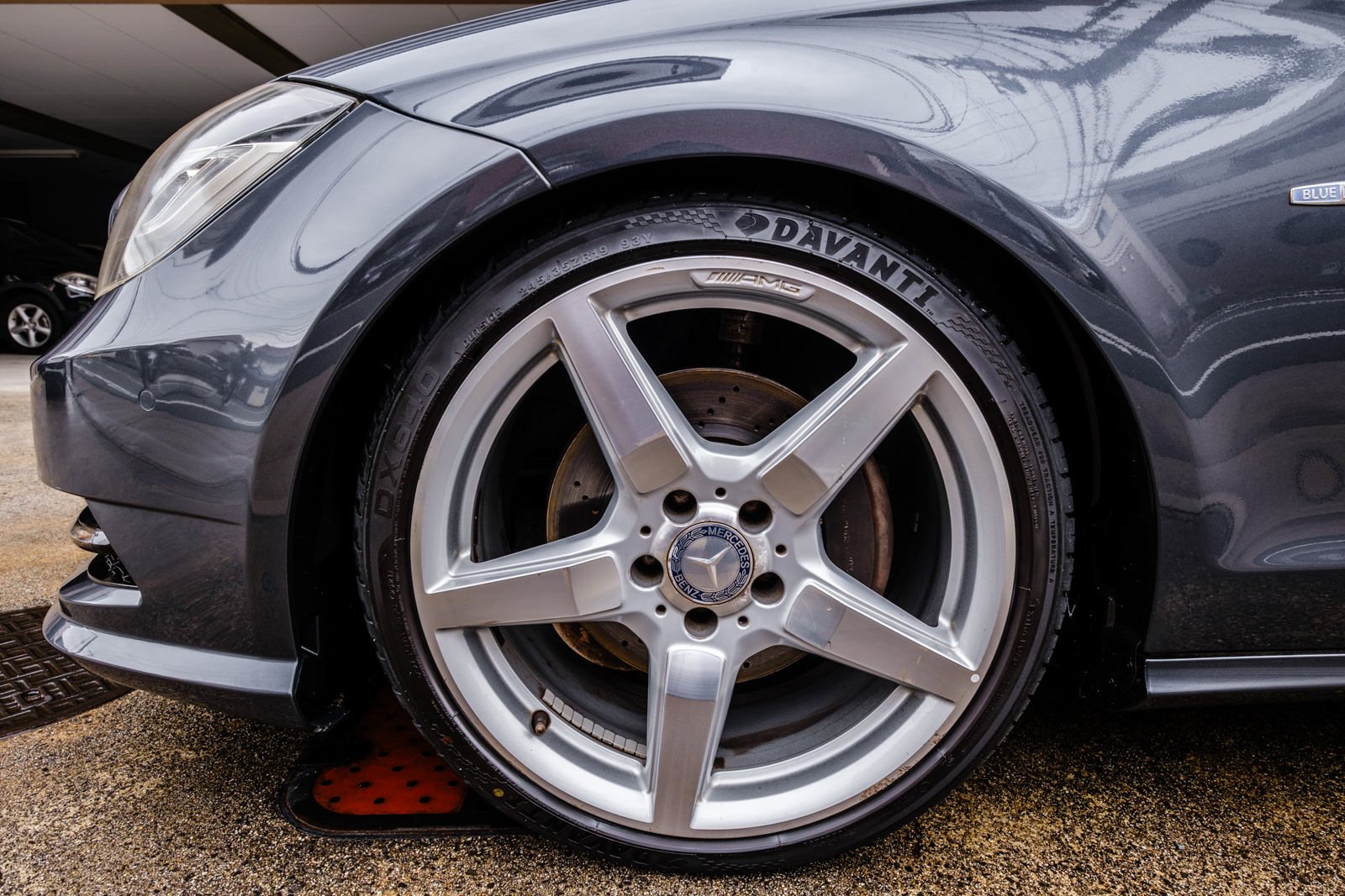 2012 Mercedes Benz CLS350 AMG — Photo 12 / 28