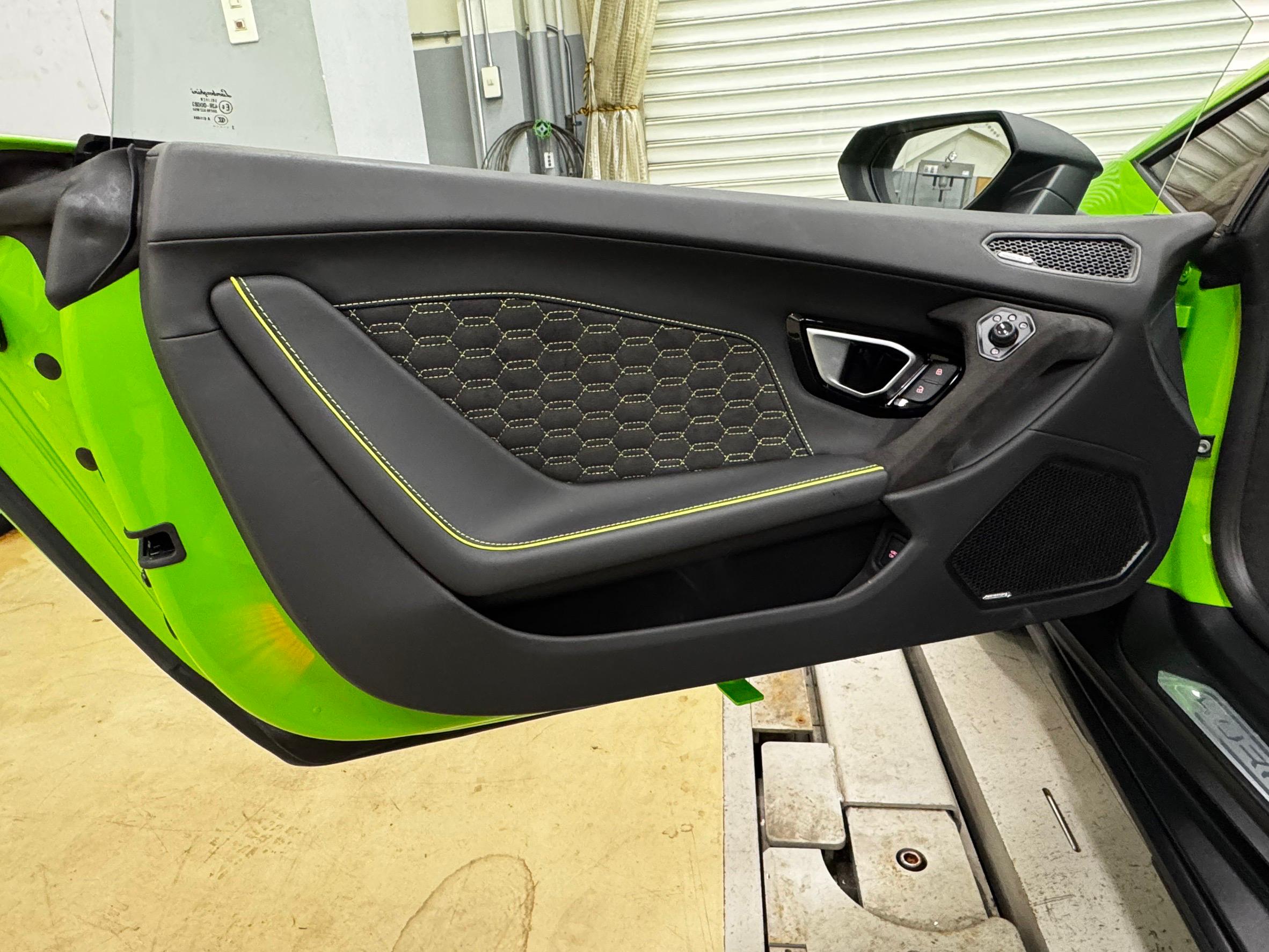 2023 Lamborghini Huracán Sterrato — Photo 9 / 18