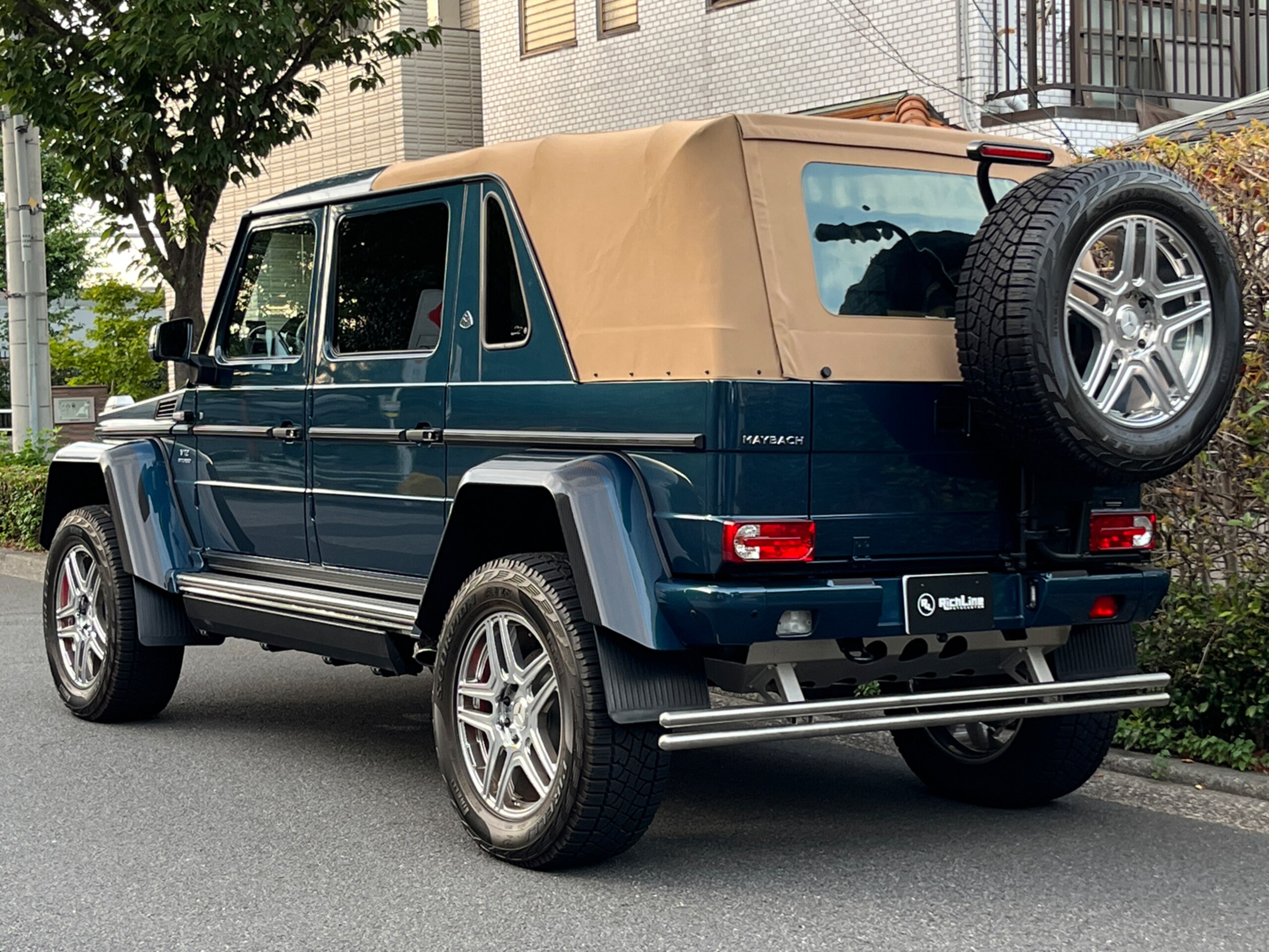 2018 Mercedes Benz Maybach G650 Landaulet — Photo 6 / 22