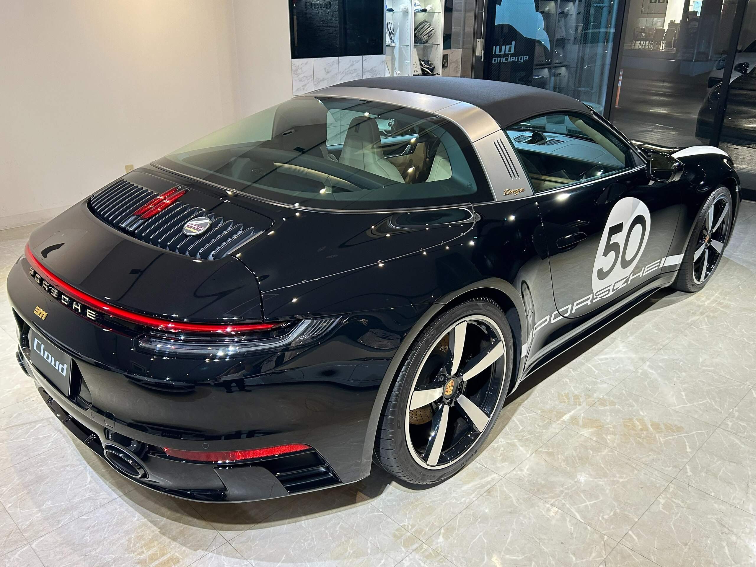 2020 Porsche 911 Targa 4S — Photo 23 / 78
