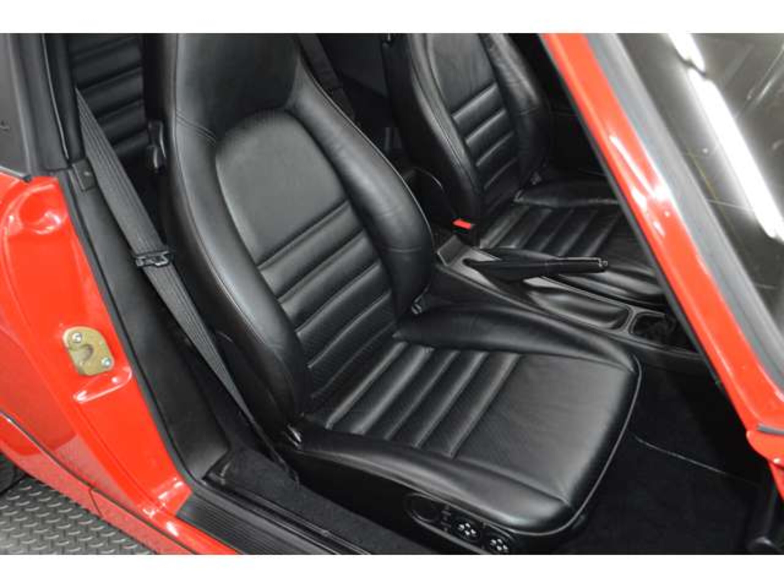 1990 Porsche 911 Carrera 2 Targa — Photo 6 / 9