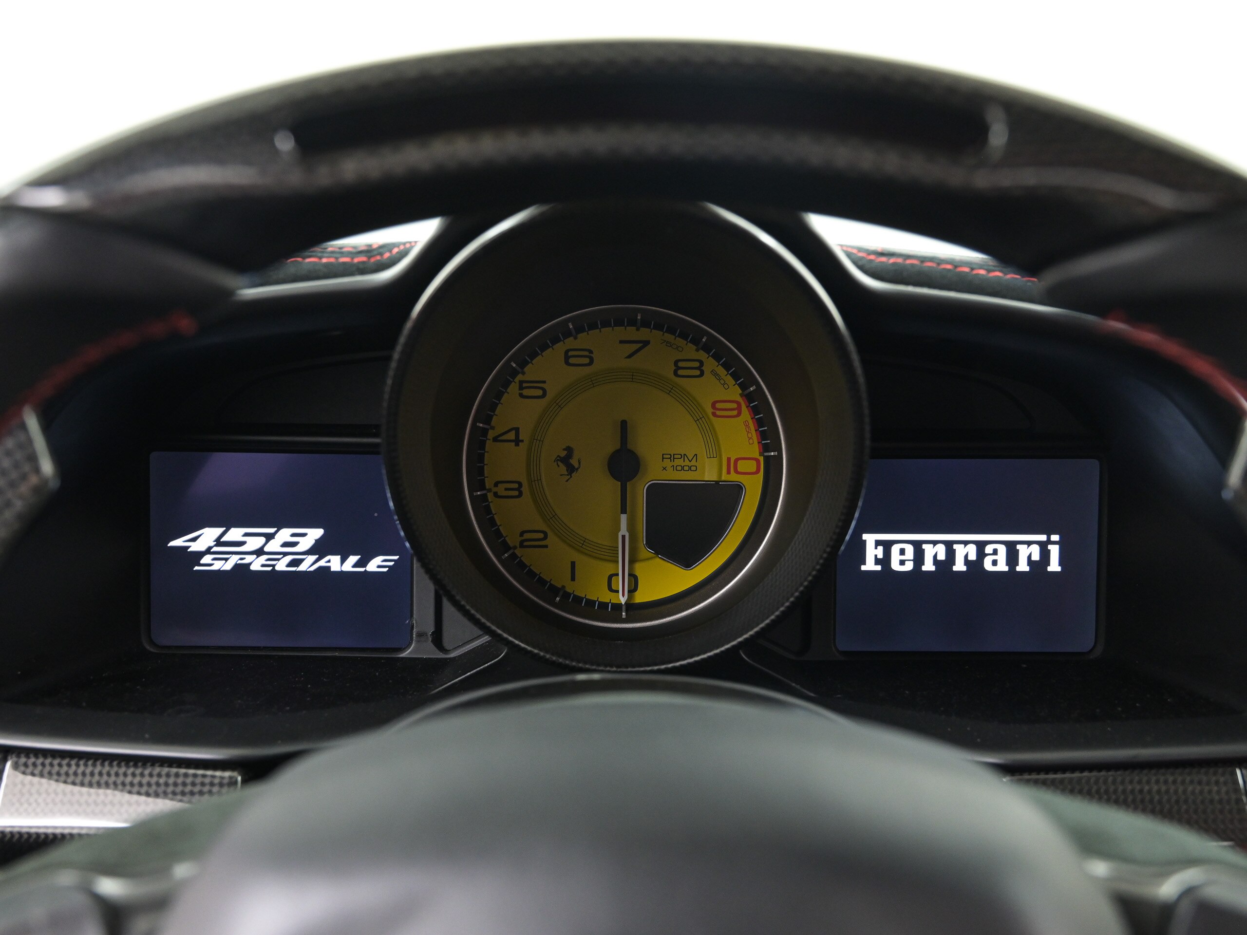 2015 Ferrari 458 Speciale — Photo 11 / 17