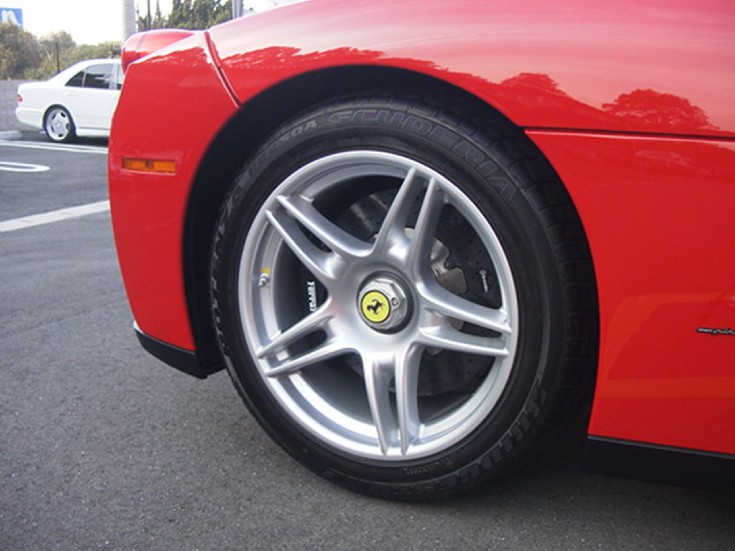 2004 Ferrari Enzo — Photo 8 / 13
