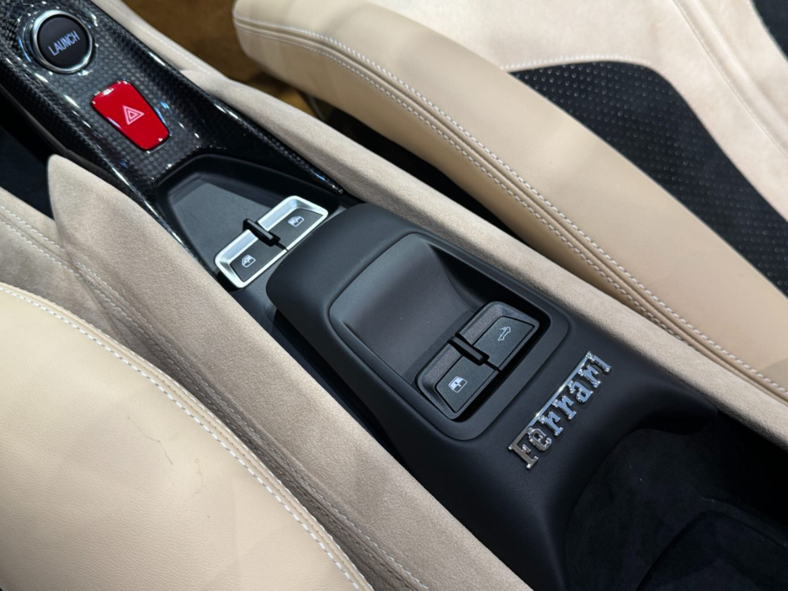 2022 Ferrari F8 Spider — Photo 52 / 72