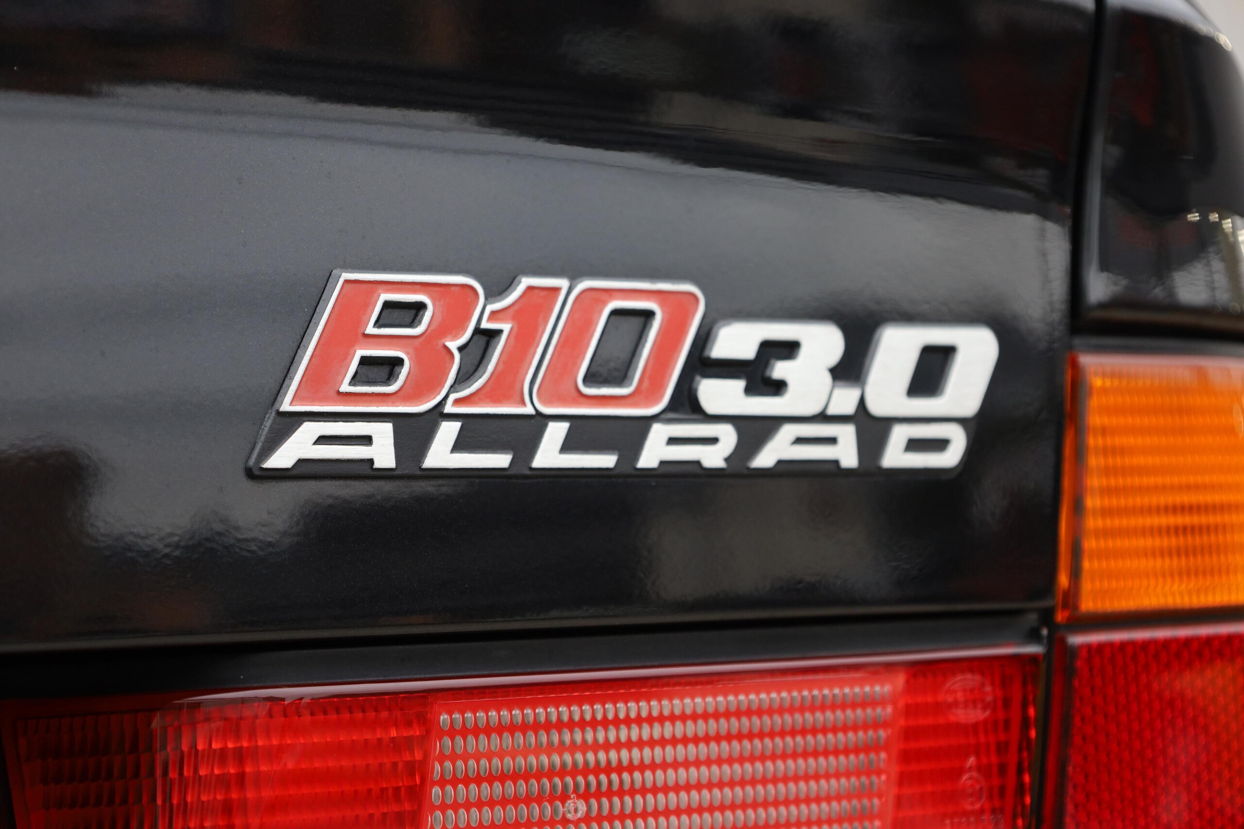 1994 BMW Alpina B10 3.0 — Photo 25 / 32