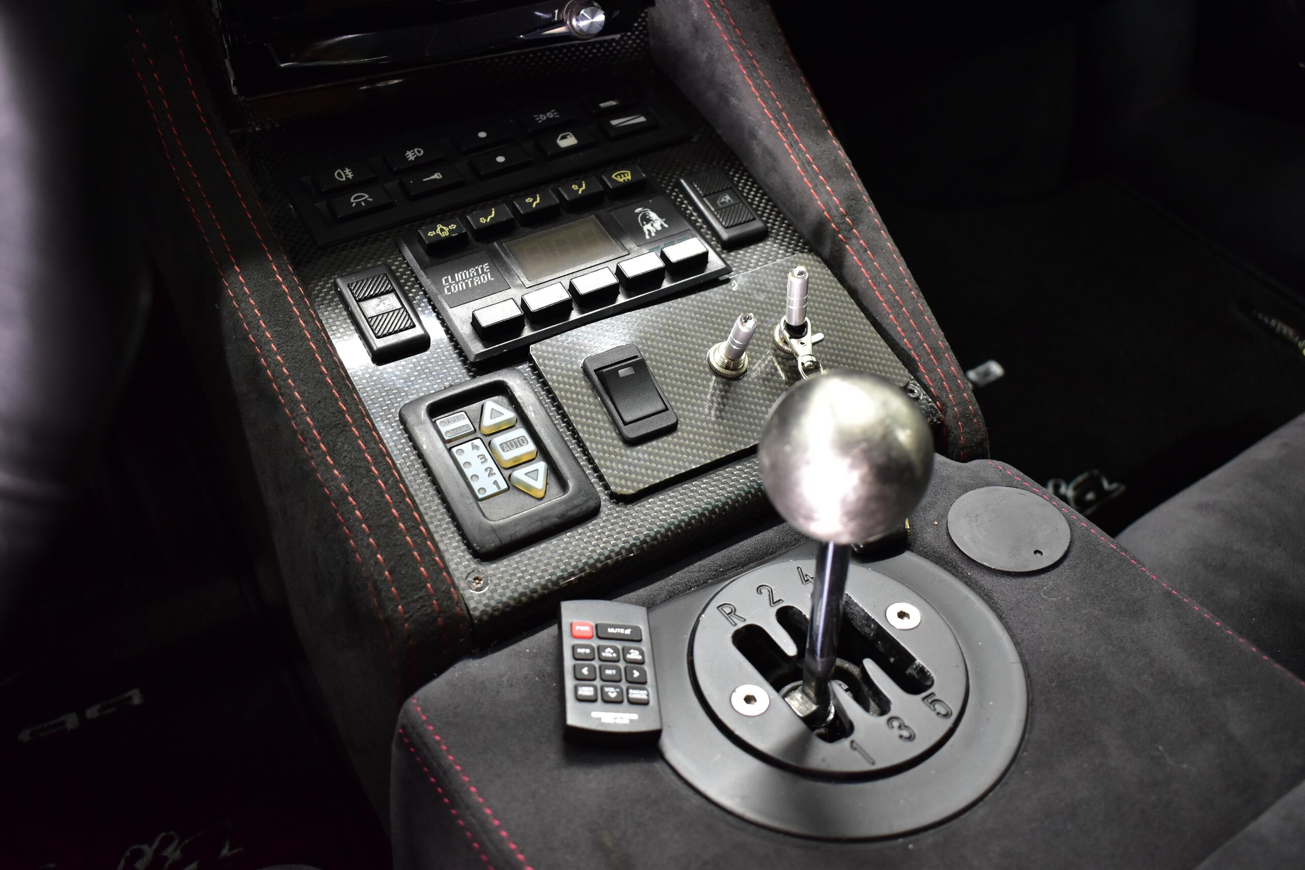 1999 Lamborghini Diablo SV — Photo 13 / 19