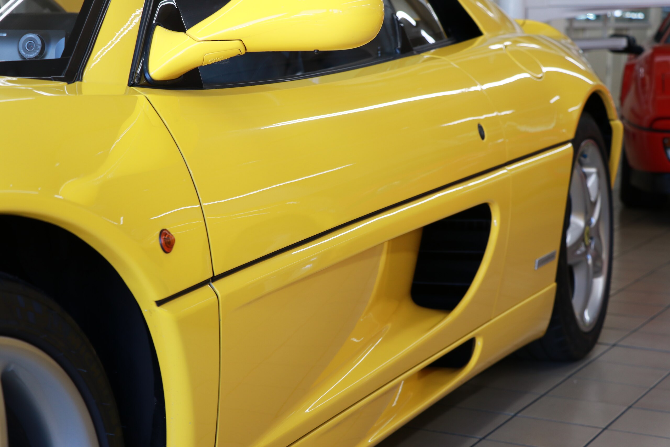 1994 Ferrari F355 Berlinetta — Photo 14 / 21