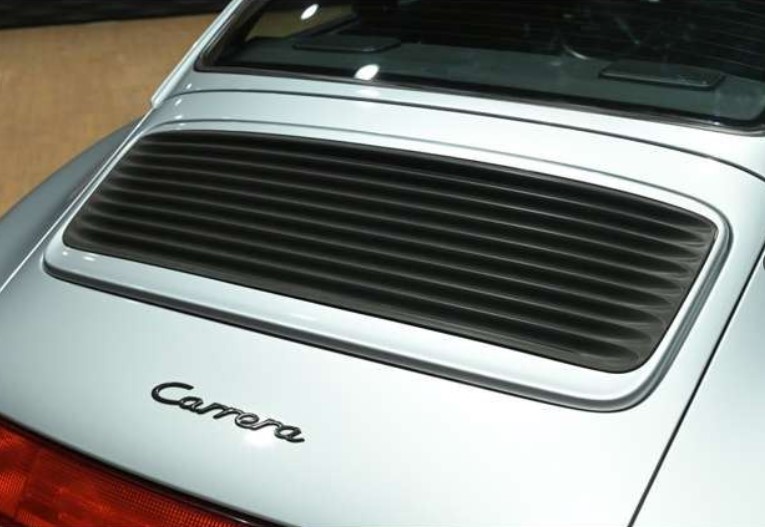 1994 Porsche 911 Carrera — Photo 10 / 18