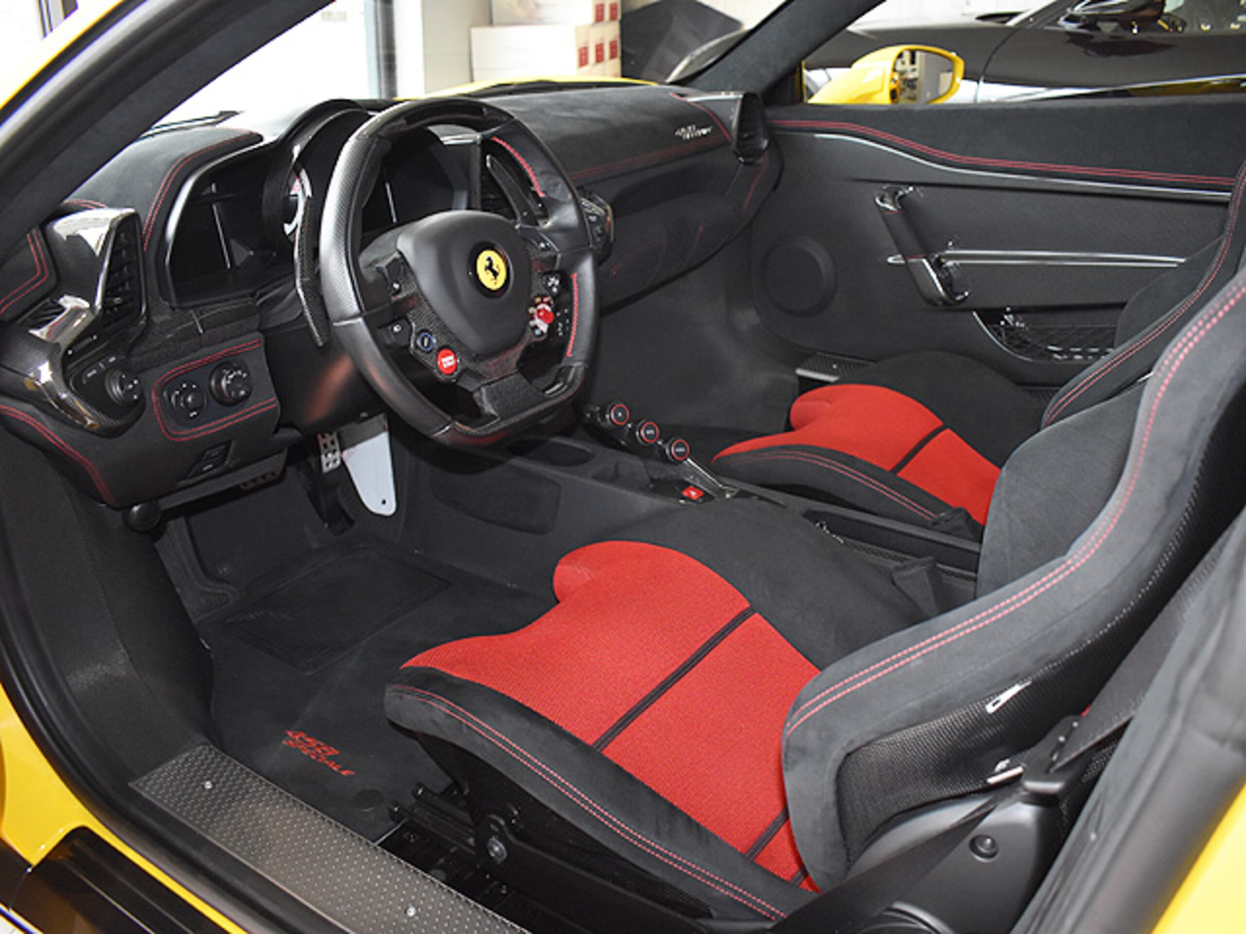 2014 Ferrari 458 Speciale — Photo 6 / 18