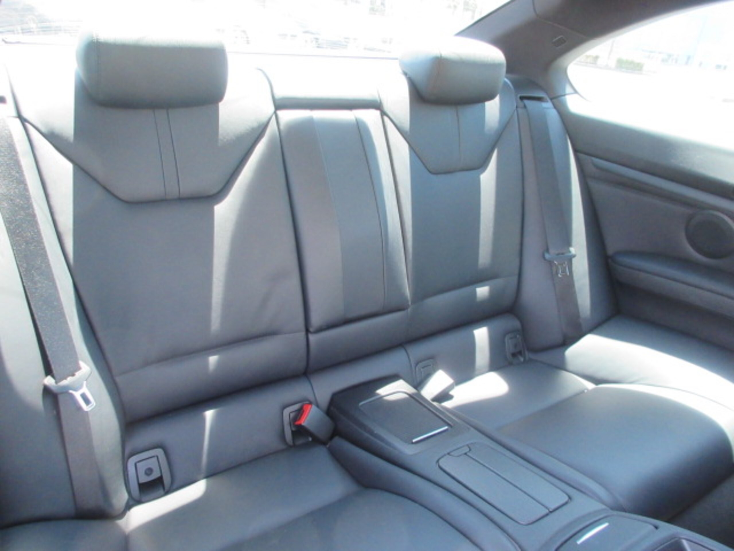 2007 BMW M3 Coupe — Photo 13 / 14