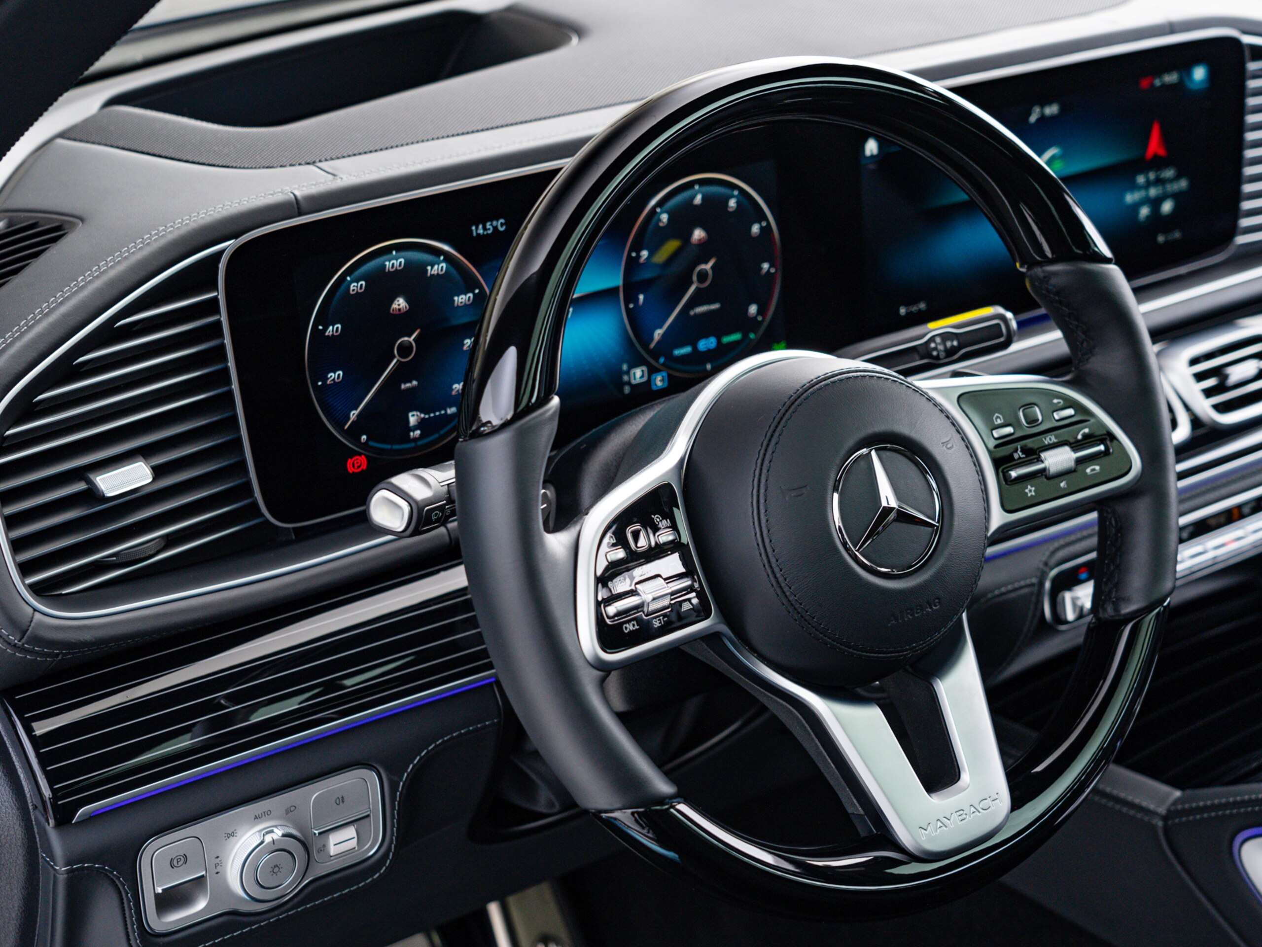 2021 Mercedes Benz Maybach GLS 600 4Matic — Photo 9 / 18