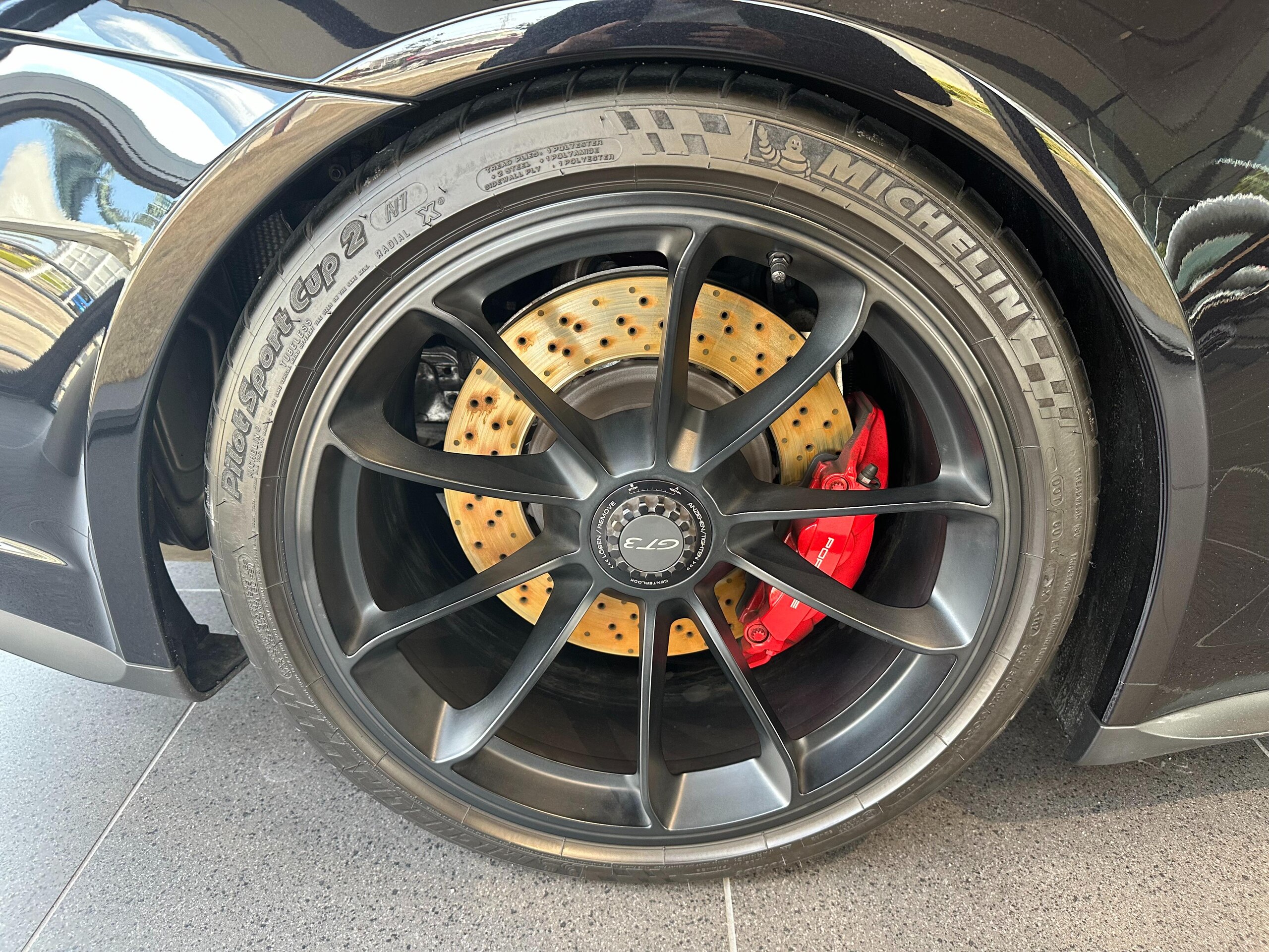 2017 Porsche 911 GT3 — Photo 15 / 16
