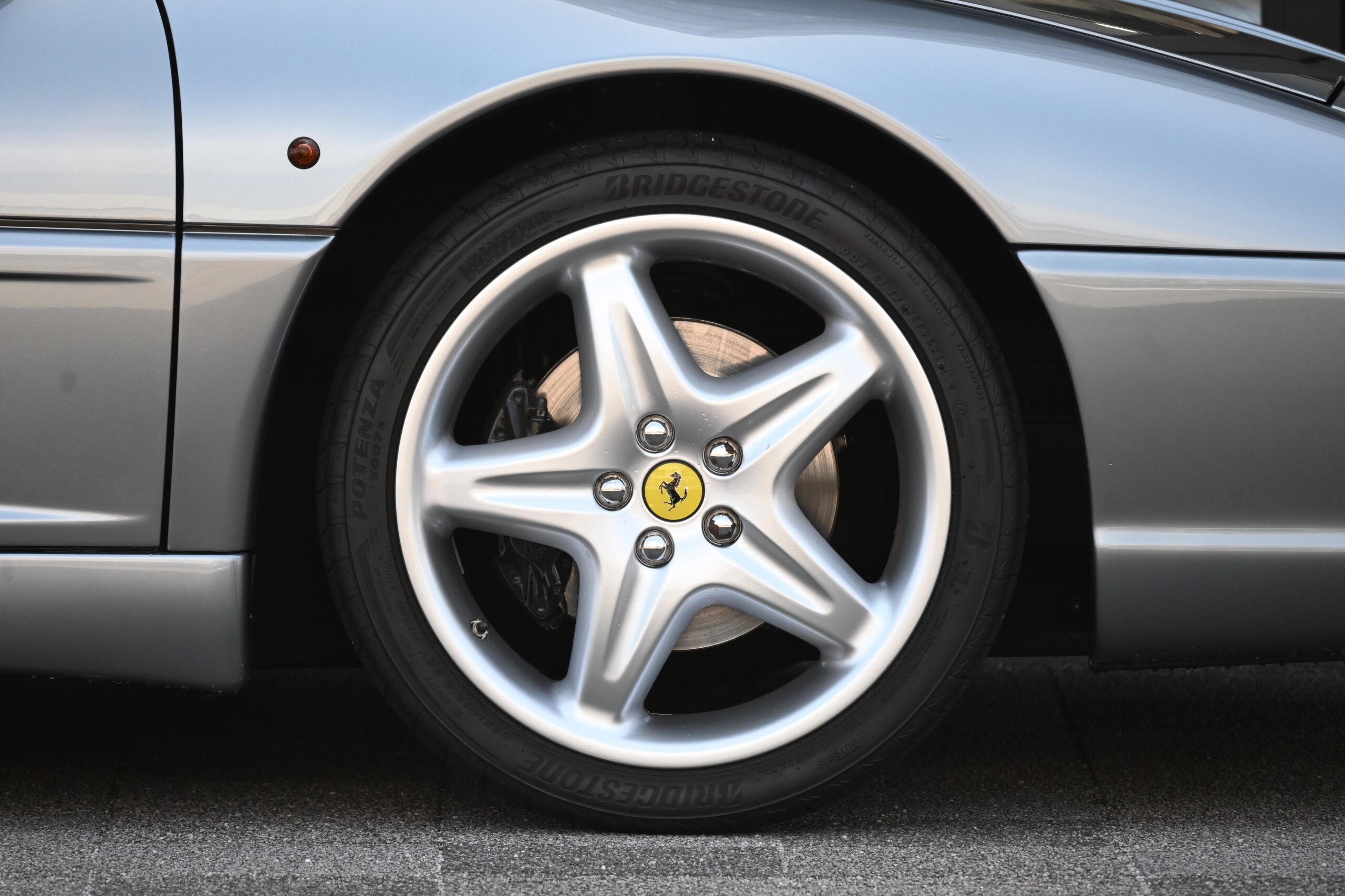 1997 Ferrari F355 Berlinetta — Photo 26 / 31