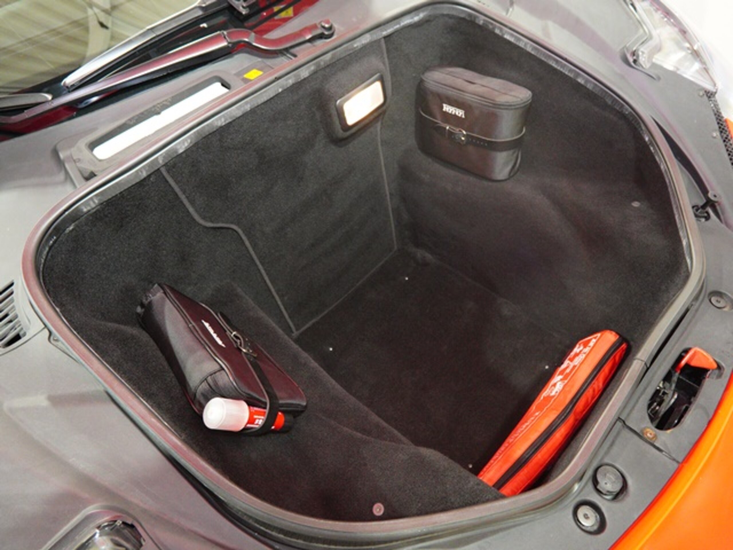 2011 Ferrari 458 Italia F1 DCT — Photo 19 / 19